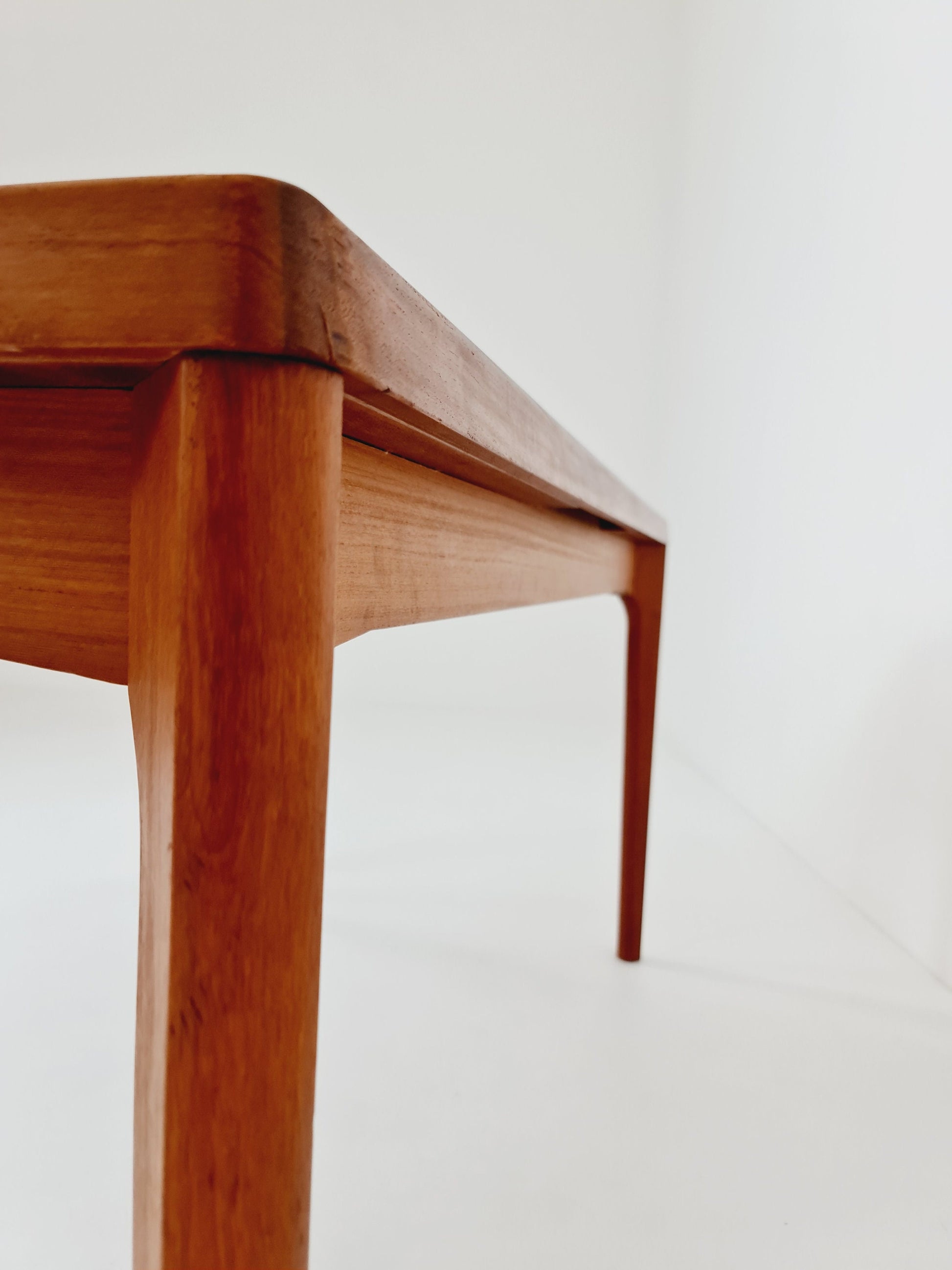 Danish Henning Kjaernulf rectangular teak table with two extension leaves, Denmark 1960s
