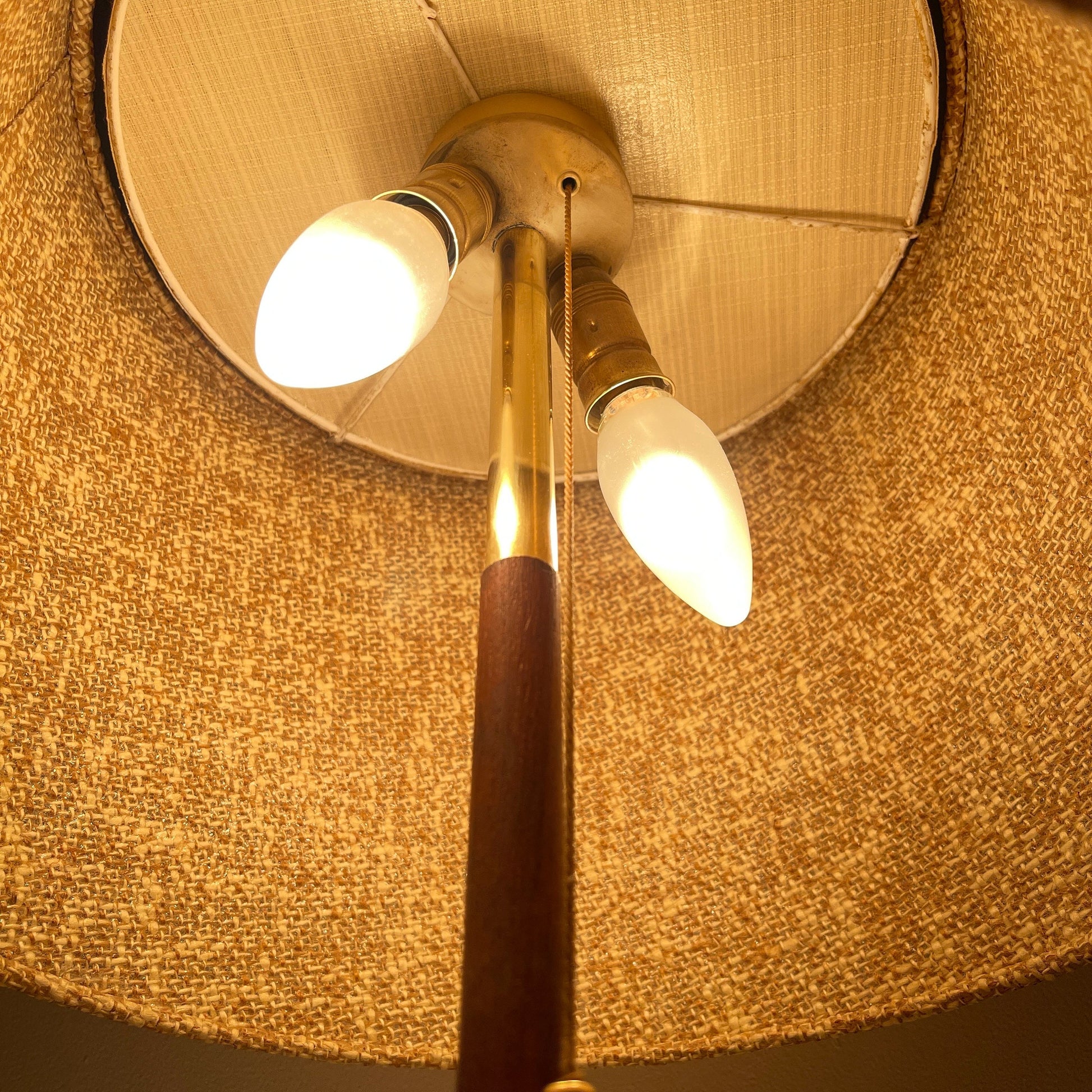 Mid century teak & brass table lamp by Vereinigte Werkstätten München, Germany, 1960s
