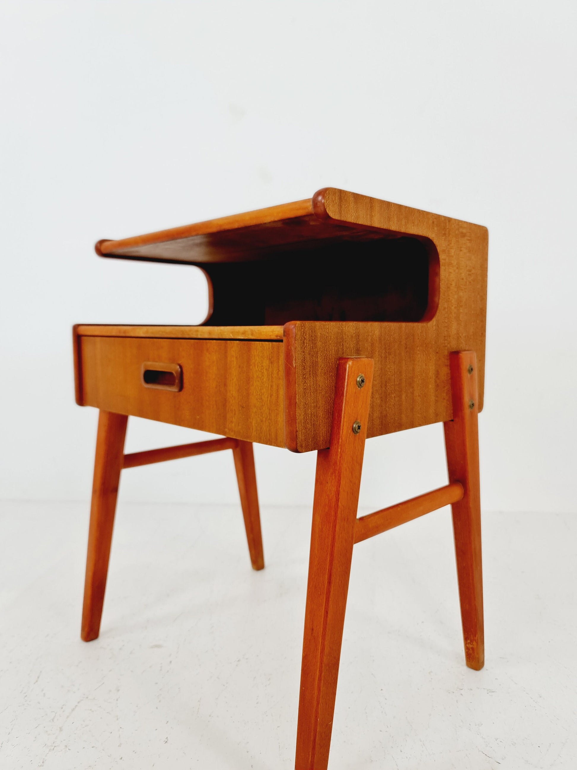 Midcentury Danish Mahogany Vintage Side table/ Bedside table/ Night stand, 1960s