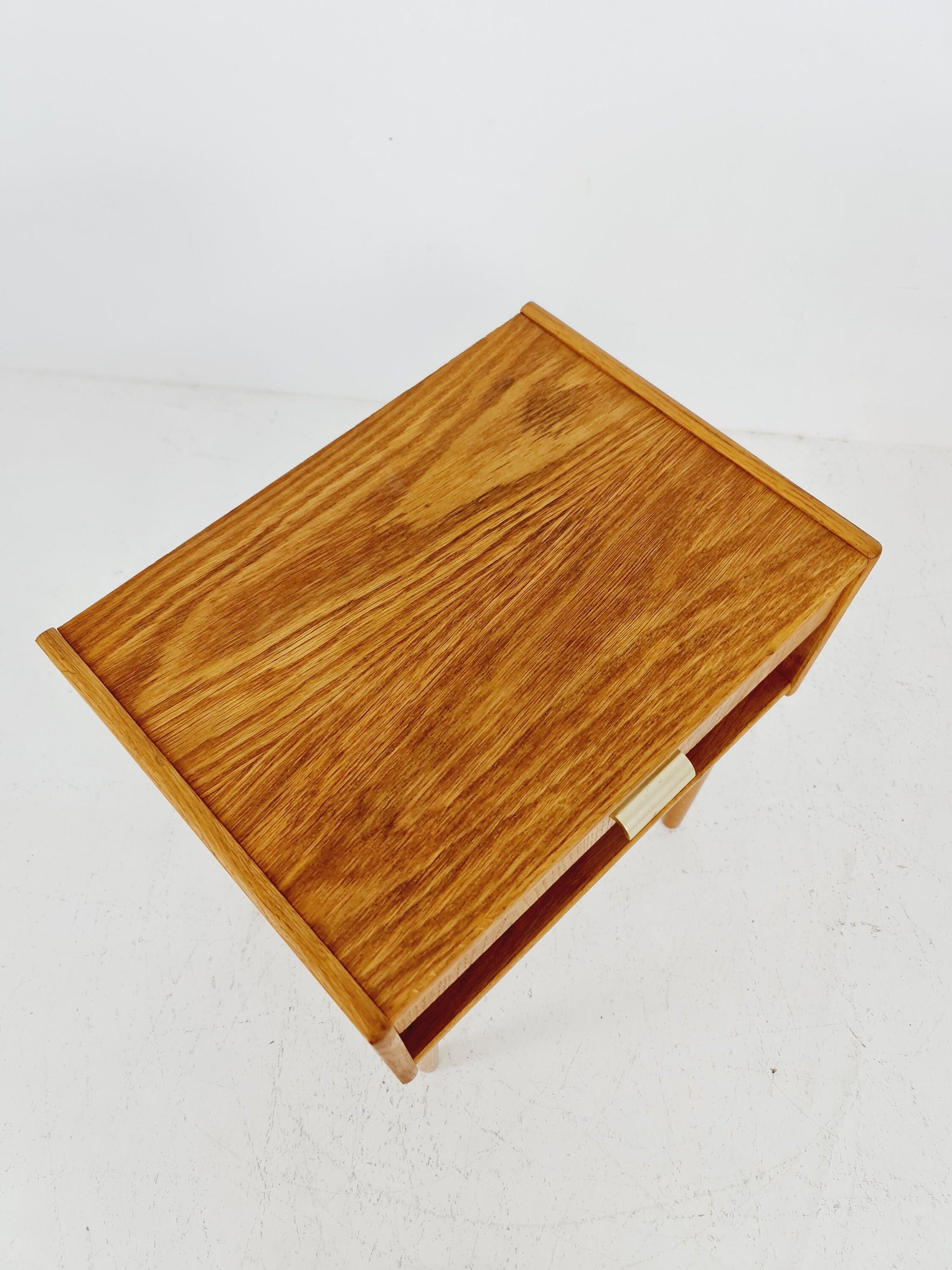 Mid century Scandinavian oak side table / bedside table, 1960s