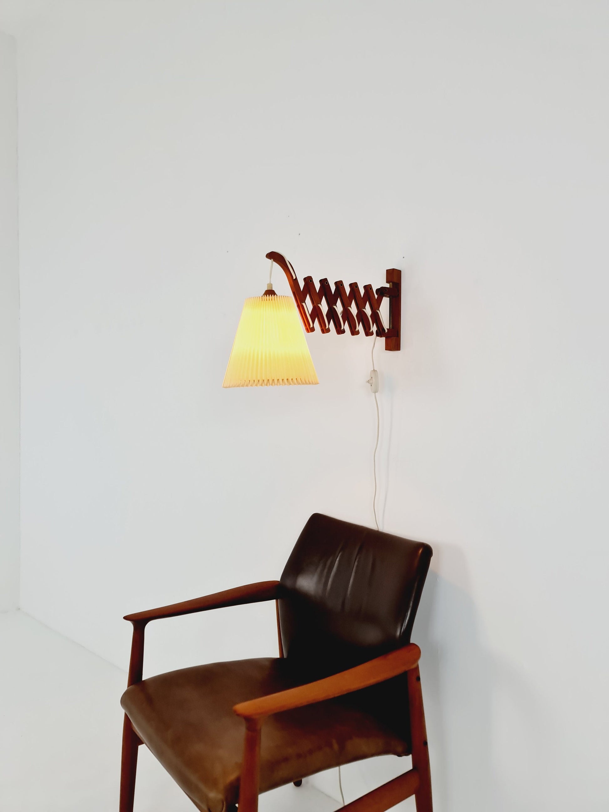 Swdish teak vintage sax wall lamp, 1960s