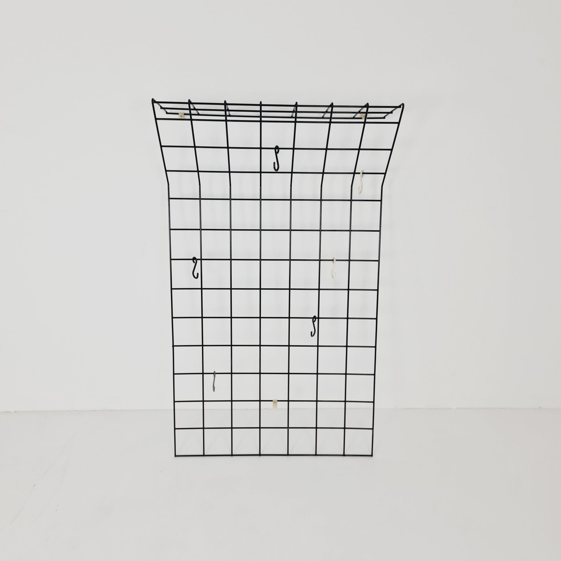 Cloth hanger Wardrobe by Nisse Strinning string design 60s, black