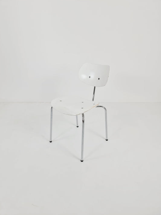 Austrian chair model SE 68 by Egon Eiermann for Wilde & Spieth