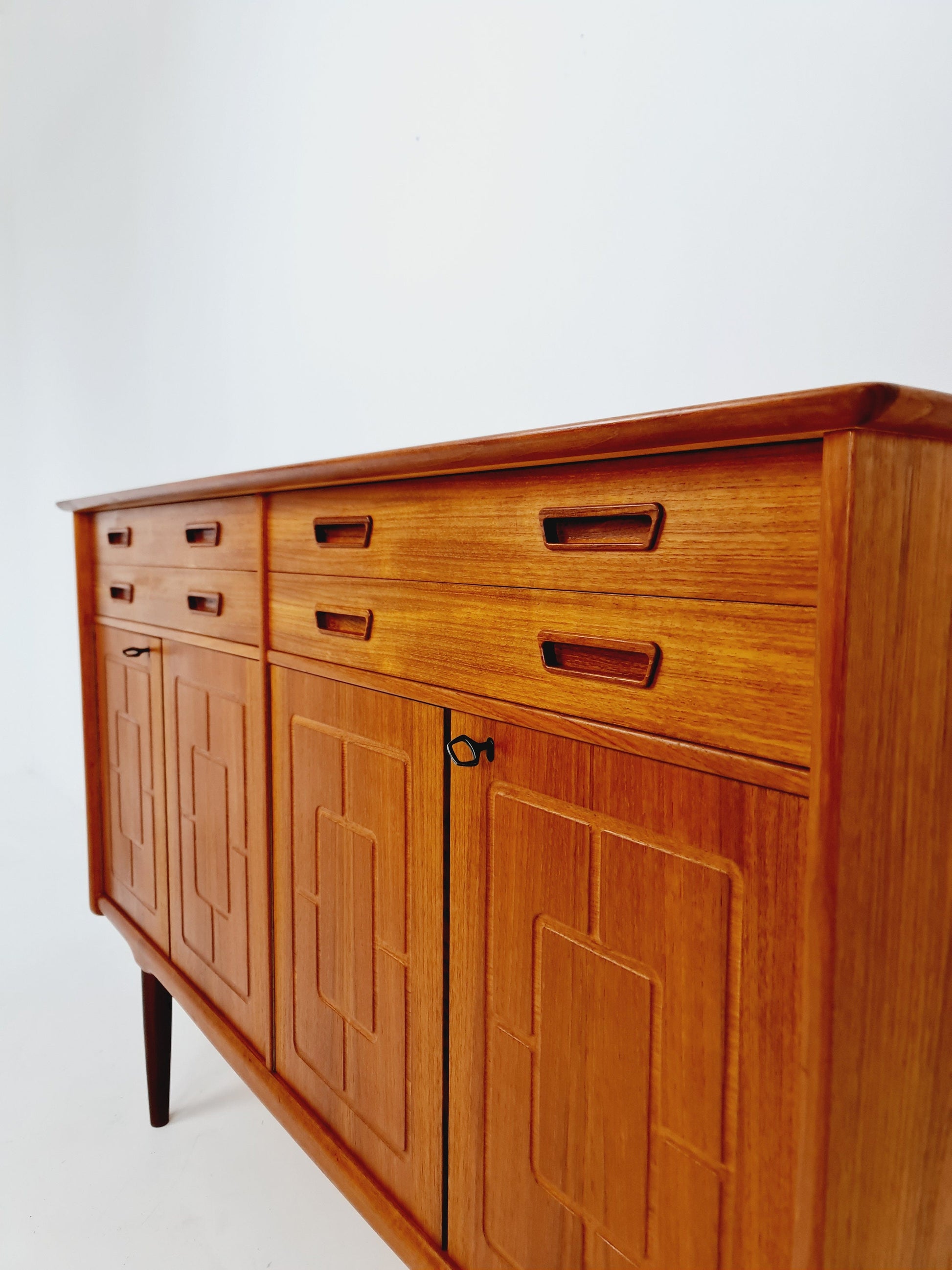 Mid-Century Modern Norwegian highboard, Sideboard for Sörheim MöbelFabrik Nesttun, 1960s