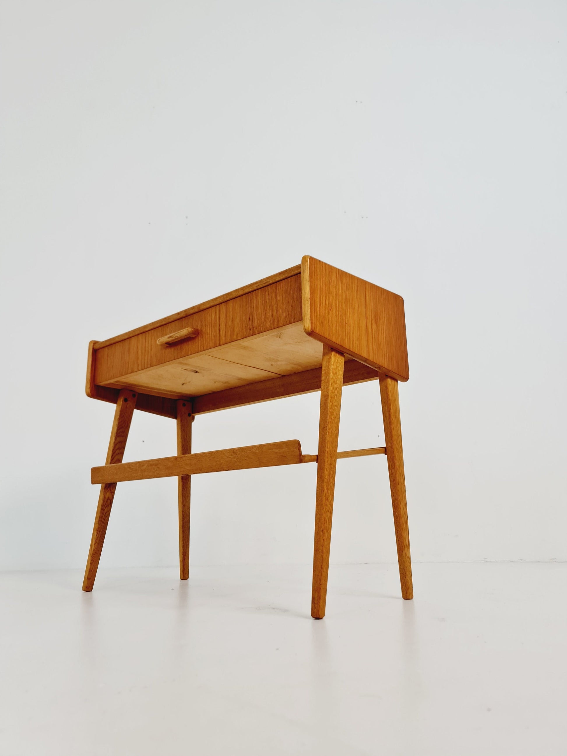Midcentury Danish teak & oak vintage Side table/ Bedside table/ Night stand, 1960s