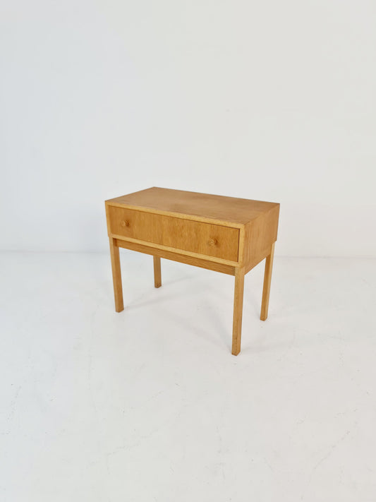 Danish Oak hallway table/Side table by Aksel Kjersgaard Odder Denmark, 1960s