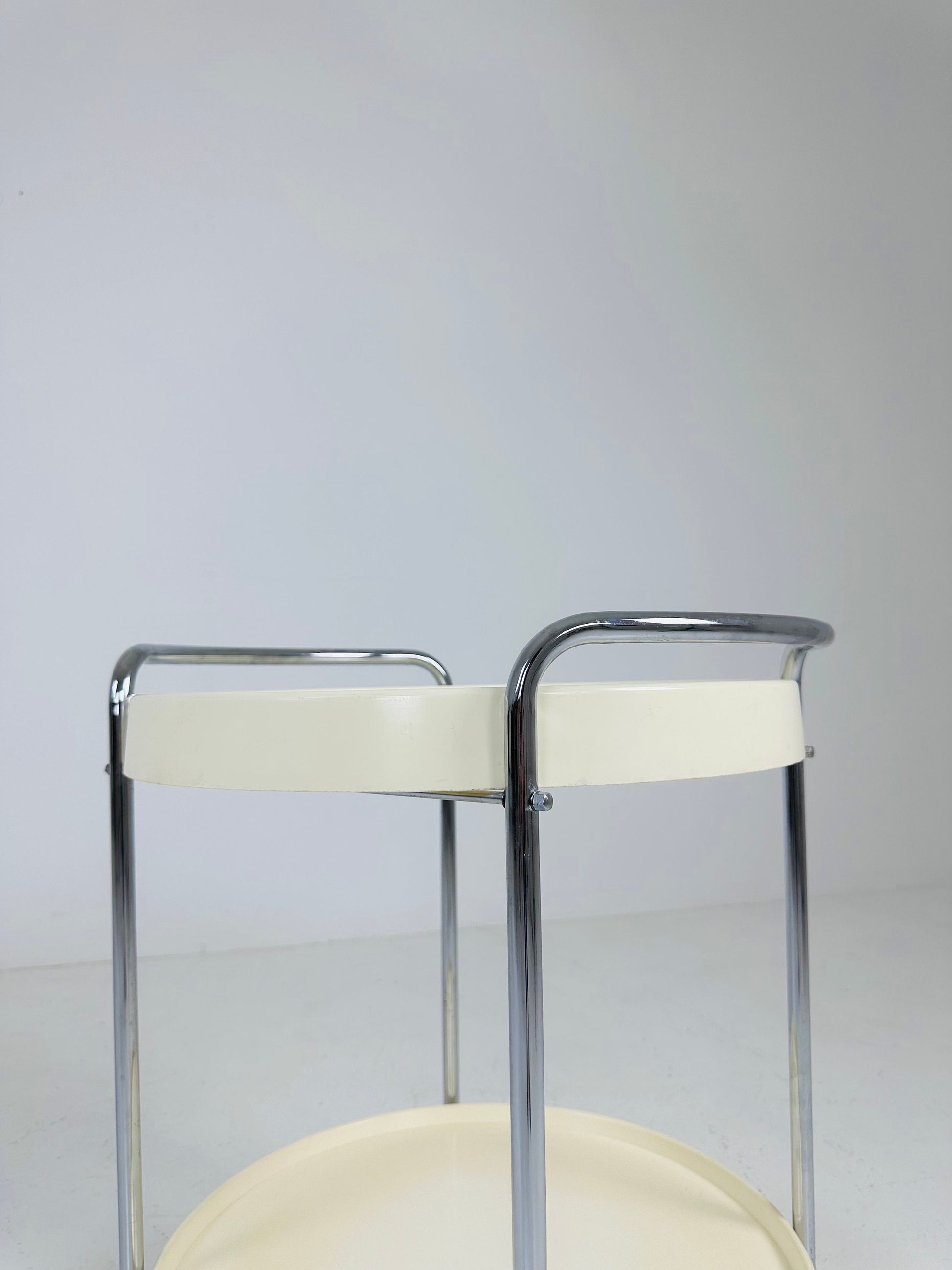 Mid-century Plastic and metal chrome round Italian bar Trolley 1950s