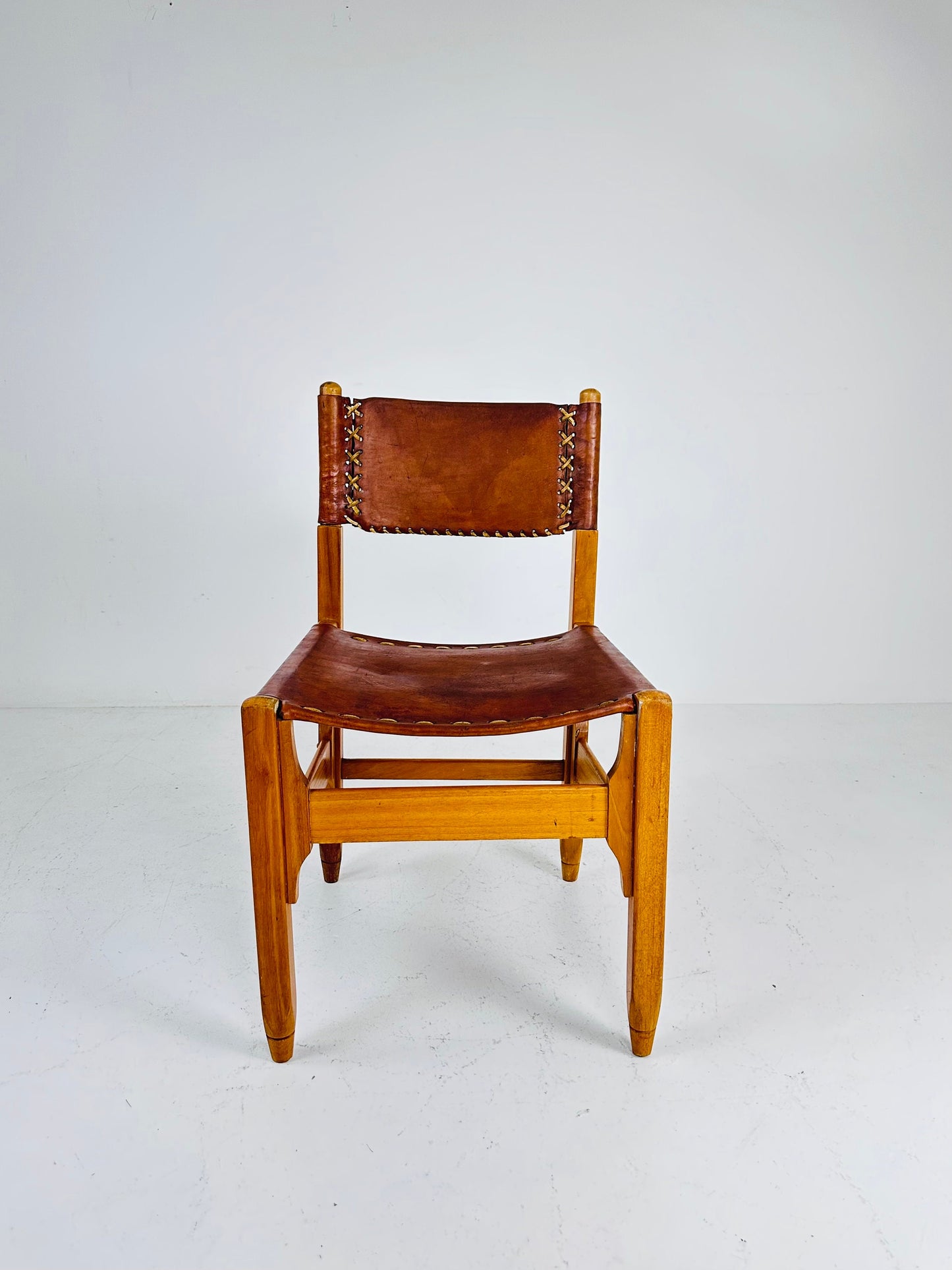 Vintage cognac leather hunting lodge chairs designed by Biermann Werner for Arte Sano 1960