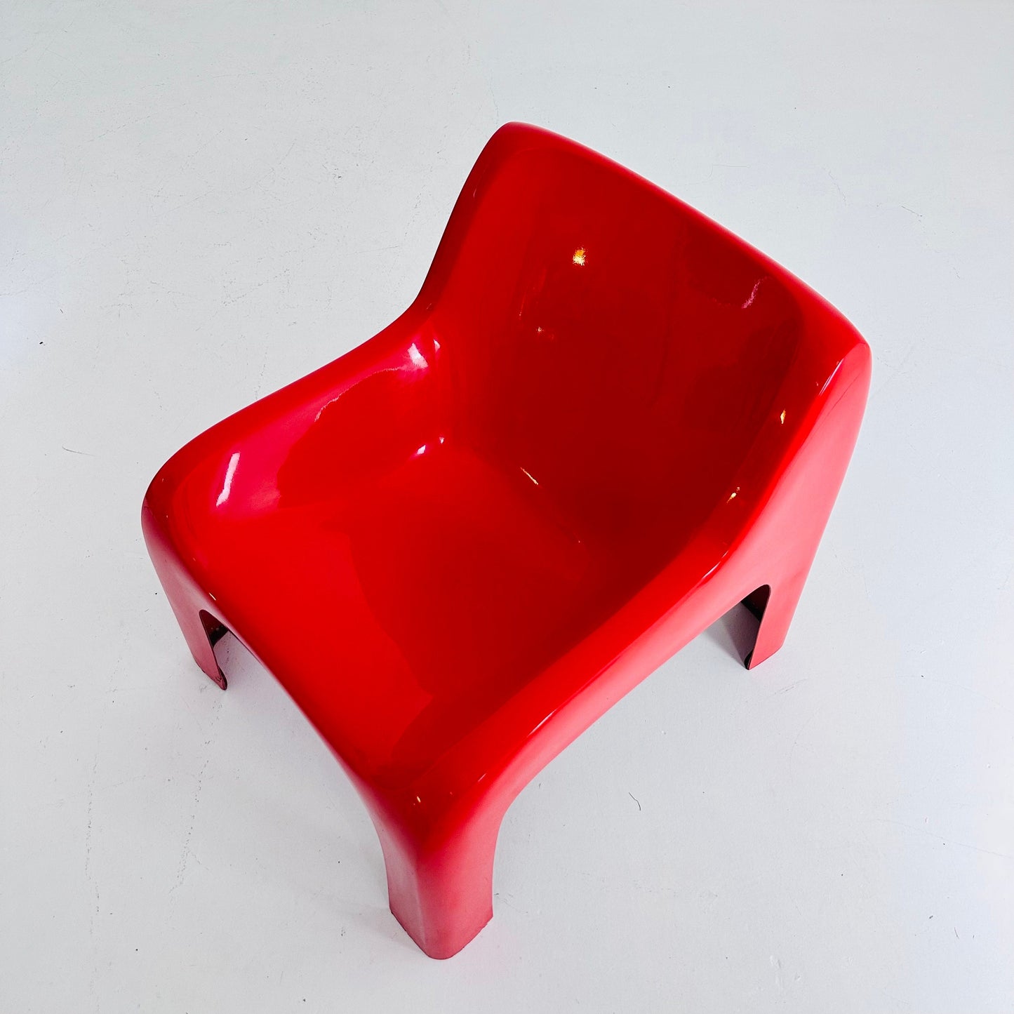 Space Age vintage lounge chair model Anatomial red color by Ahti Kotikoski 1968s for Asko Finland.