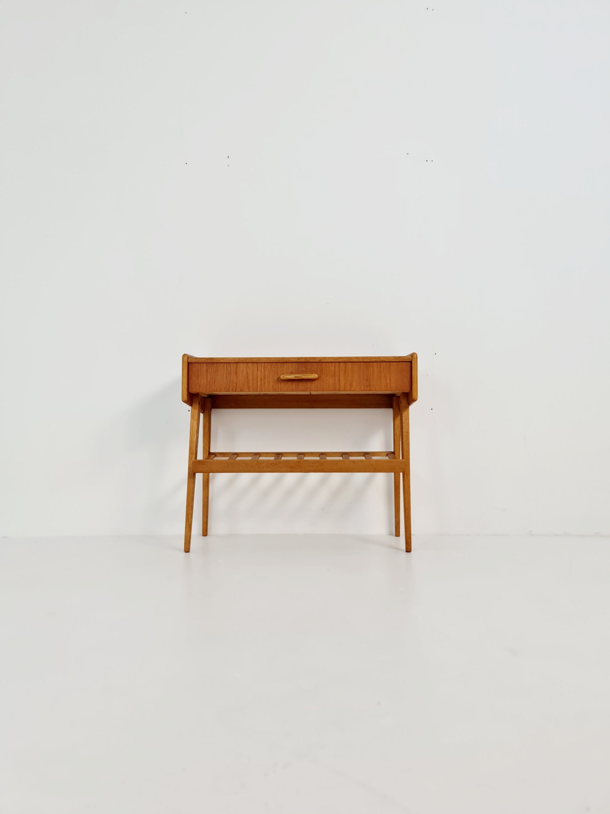Midcentury Danish teak & oak vintage Side table/ Bedside table/ Night stand, 1960s