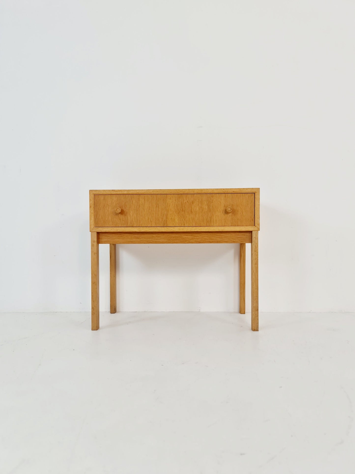 Danish Oak hallway table/Side table by Aksel Kjersgaard Odder Denmark, 1960s
