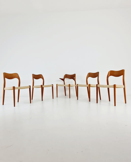 MidCentury Danish Teak Dining Chairs Niels O.Moller, modell 71, 1960s, set of 5