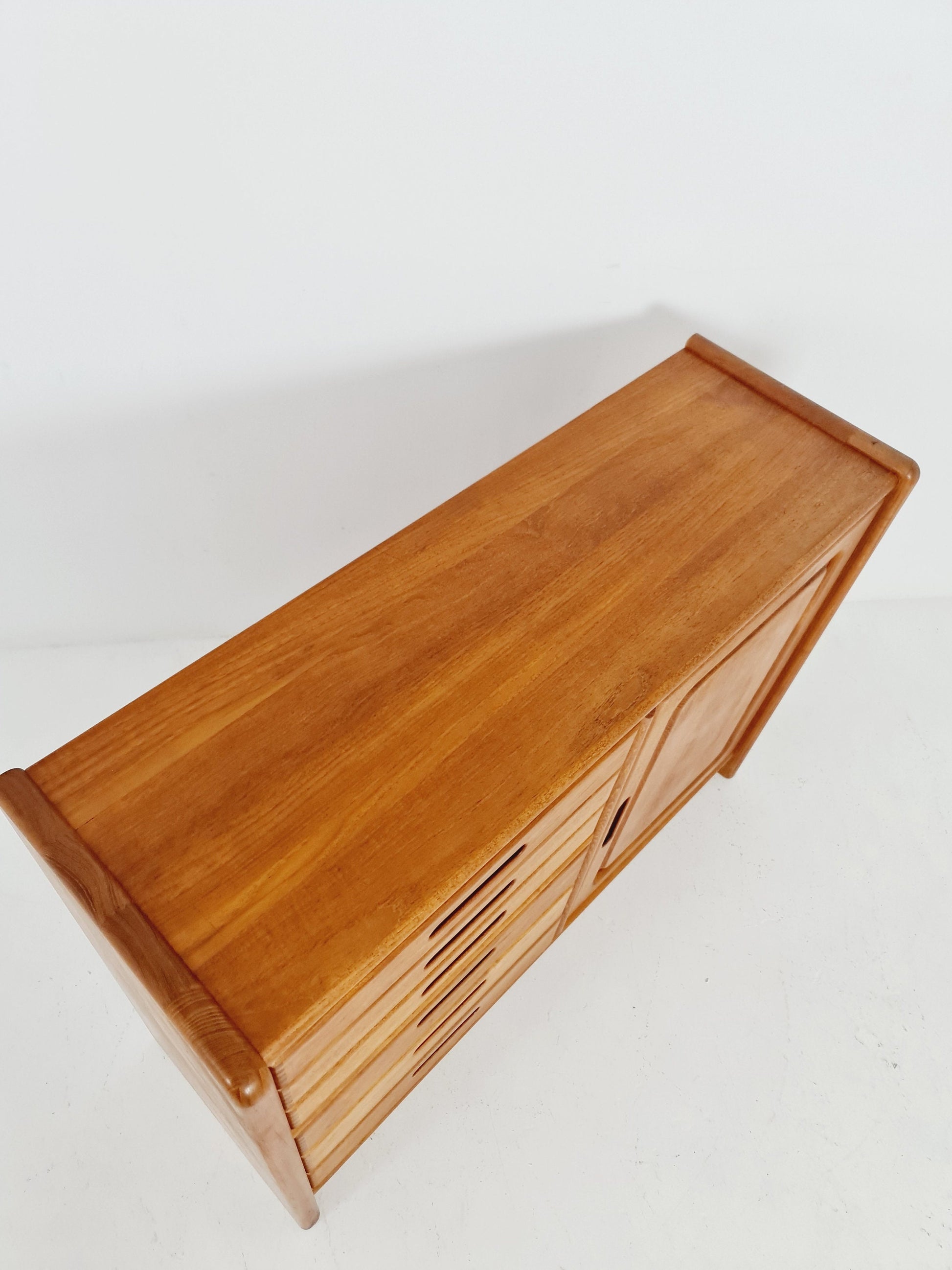 Midcentury Danish chest of drawers / drawer dresser /6 drawer solid teak tallboy by Dyrlund, 1960s