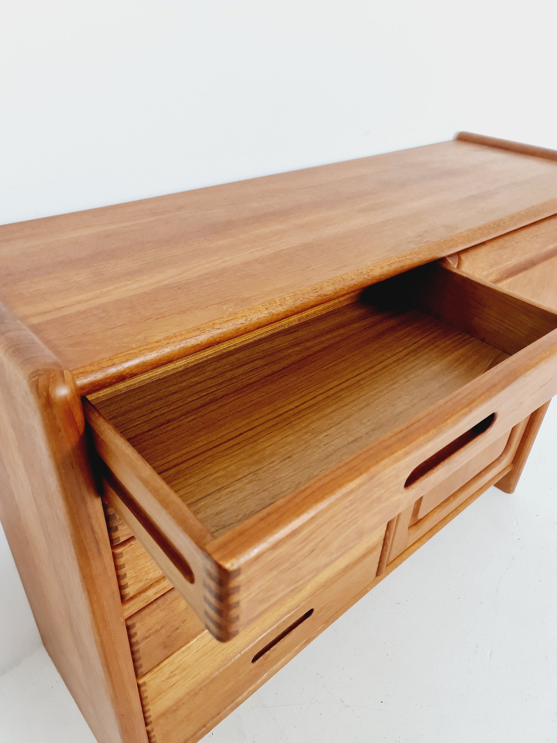 Midcentury Danish chest of drawers / drawer dresser /6 drawer solid teak tallboy by Dyrlund, 1960s