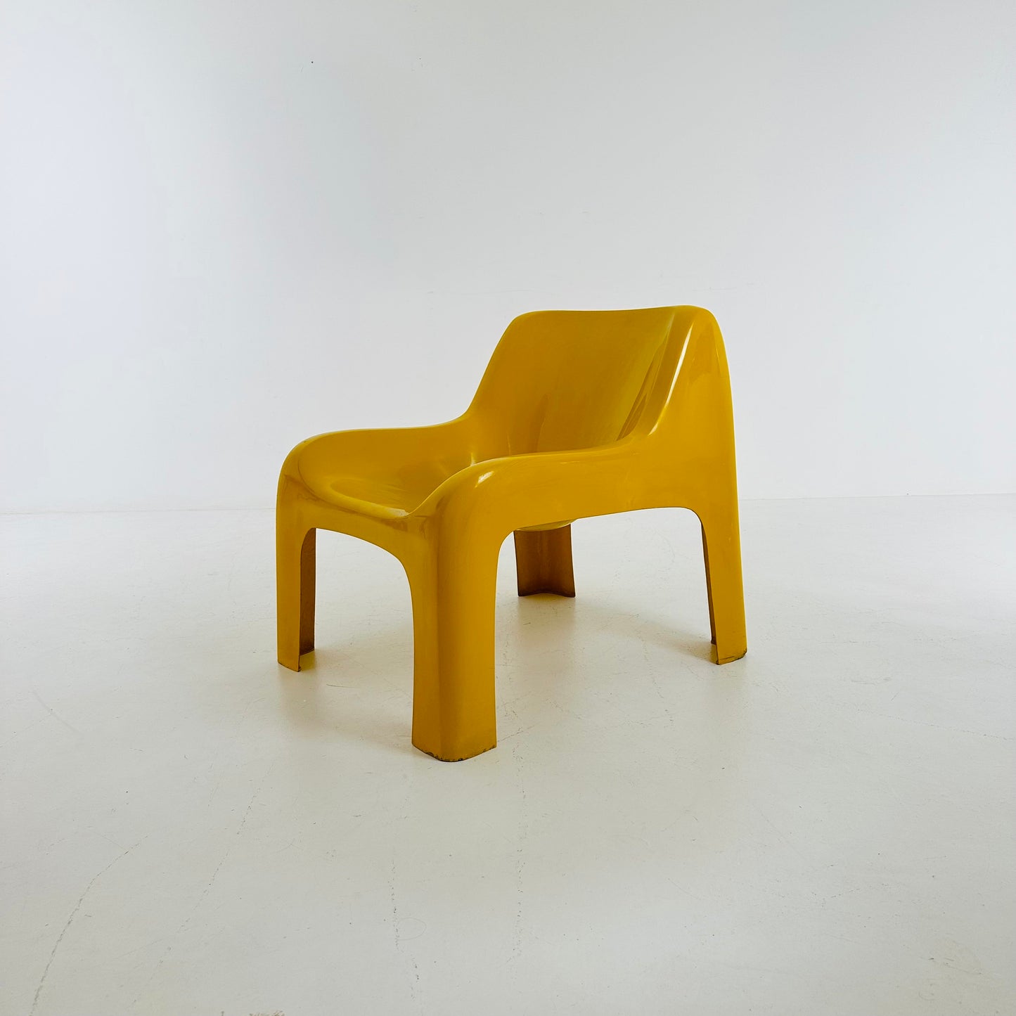 Space Age vintage lounge chair model Anatomial yellow color by Ahti Kotikoski 1968s for Asko Finland.