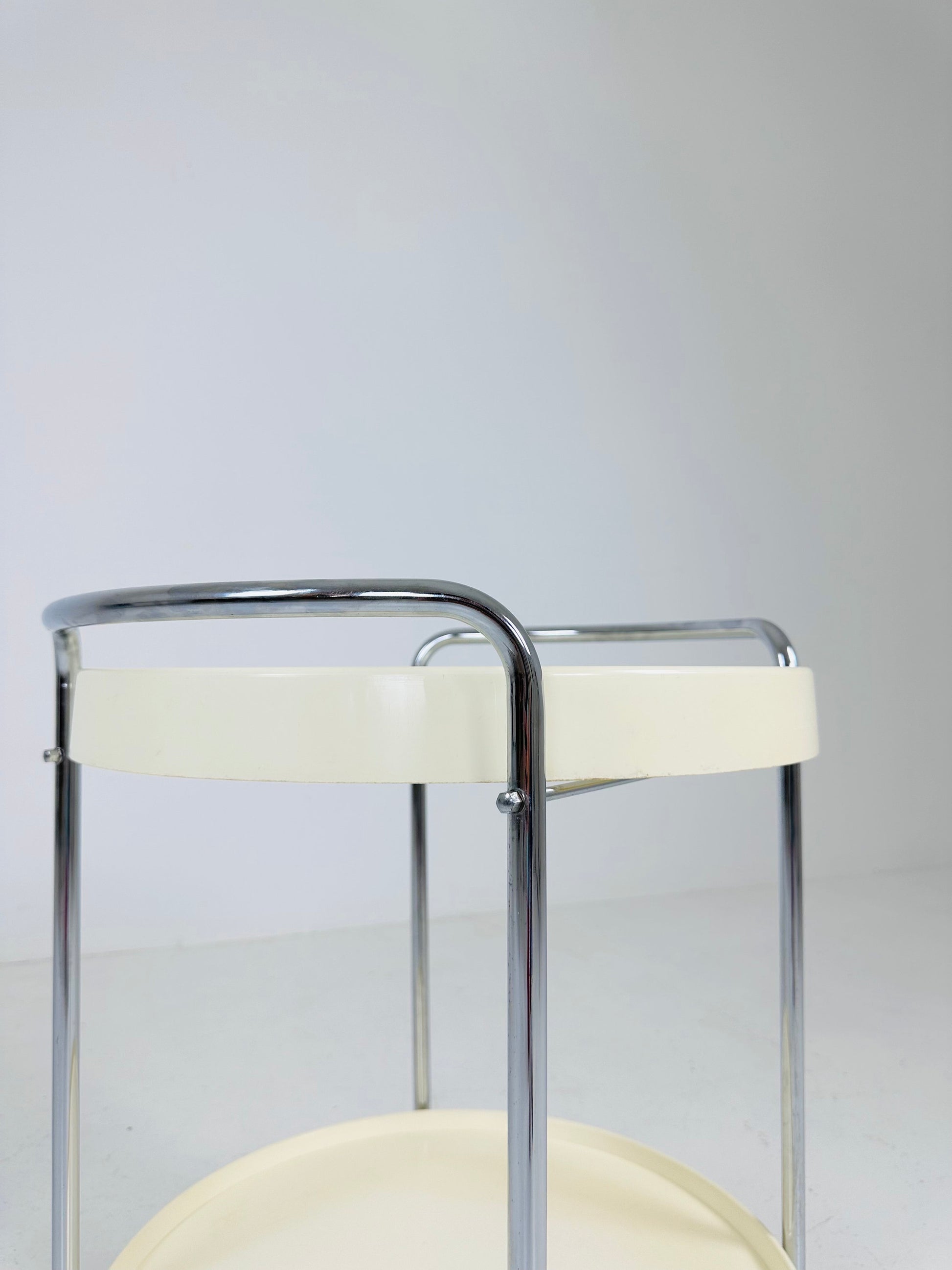 Mid-century Plastic and metal chrome round Italian bar Trolley 1950s