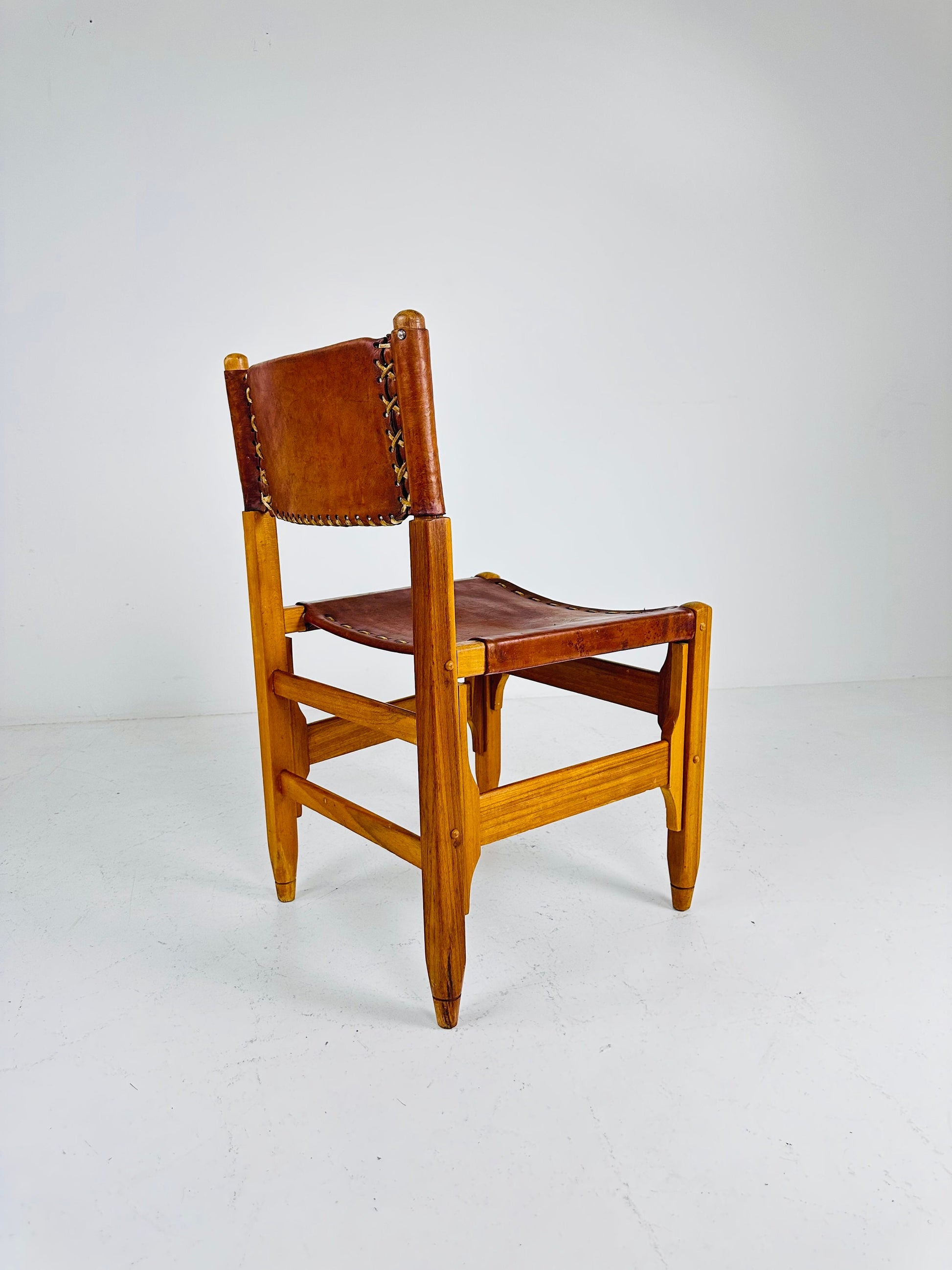 Vintage cognac leather hunting lodge chairs designed by Biermann Werner for Arte Sano 1960