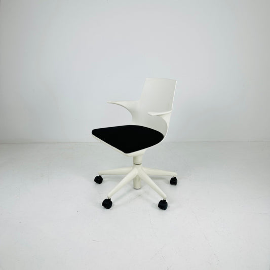 Kartell desk Spoon Chair Design by Antoni Citterio & Toan Nguyen for Kartell Italy