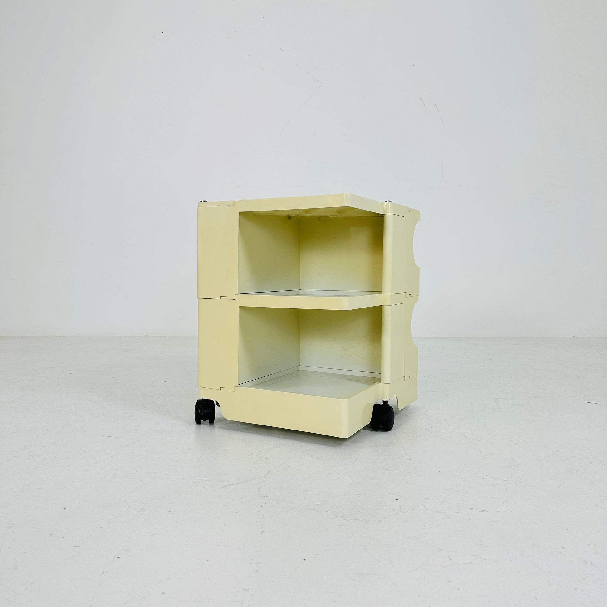 Vintage Boby serving trolley by Joe Colombo for Bieffeplast, Italy, 1970s.