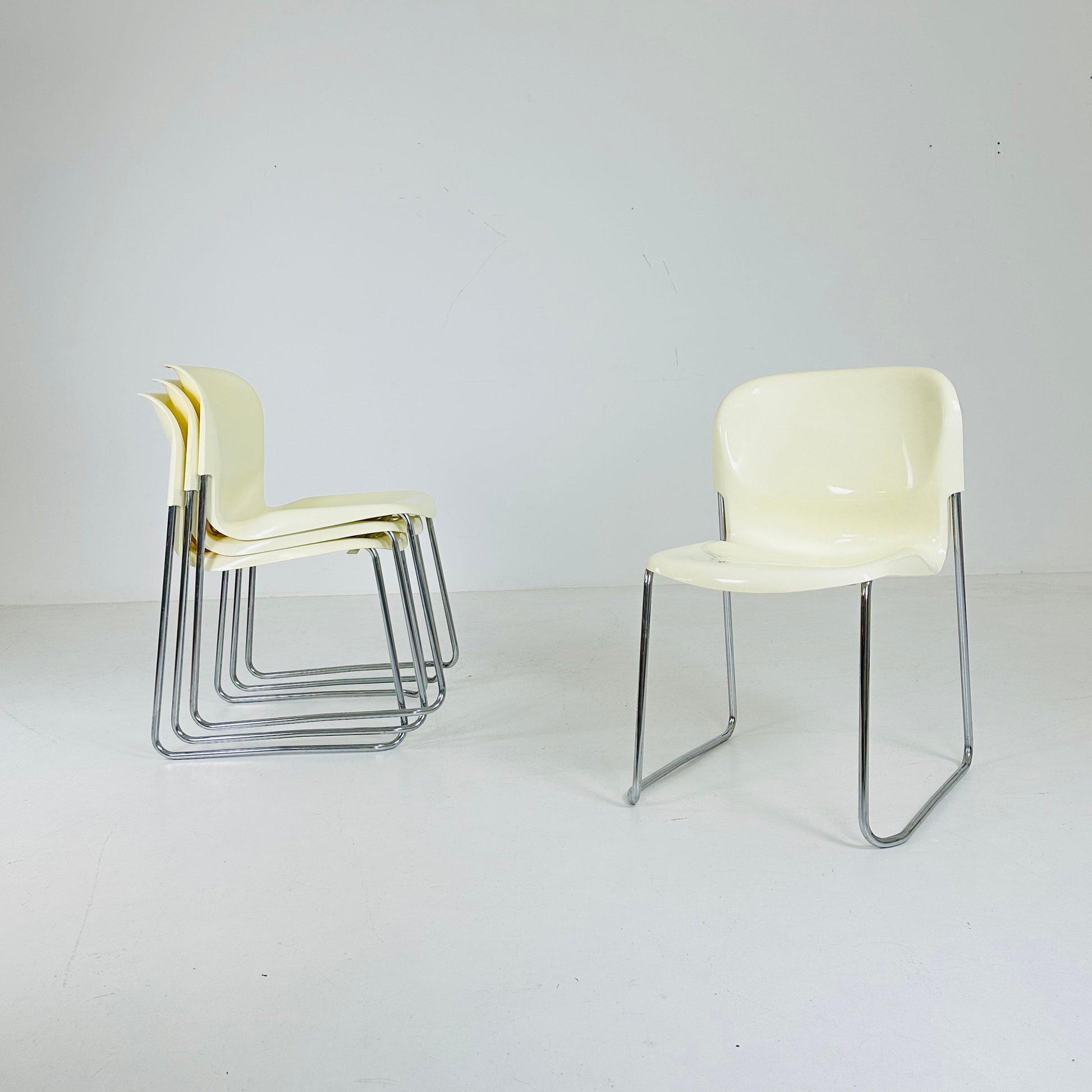 Vintage chair model SM400K by Drabert designed by Gerd Lange west Germany 1980