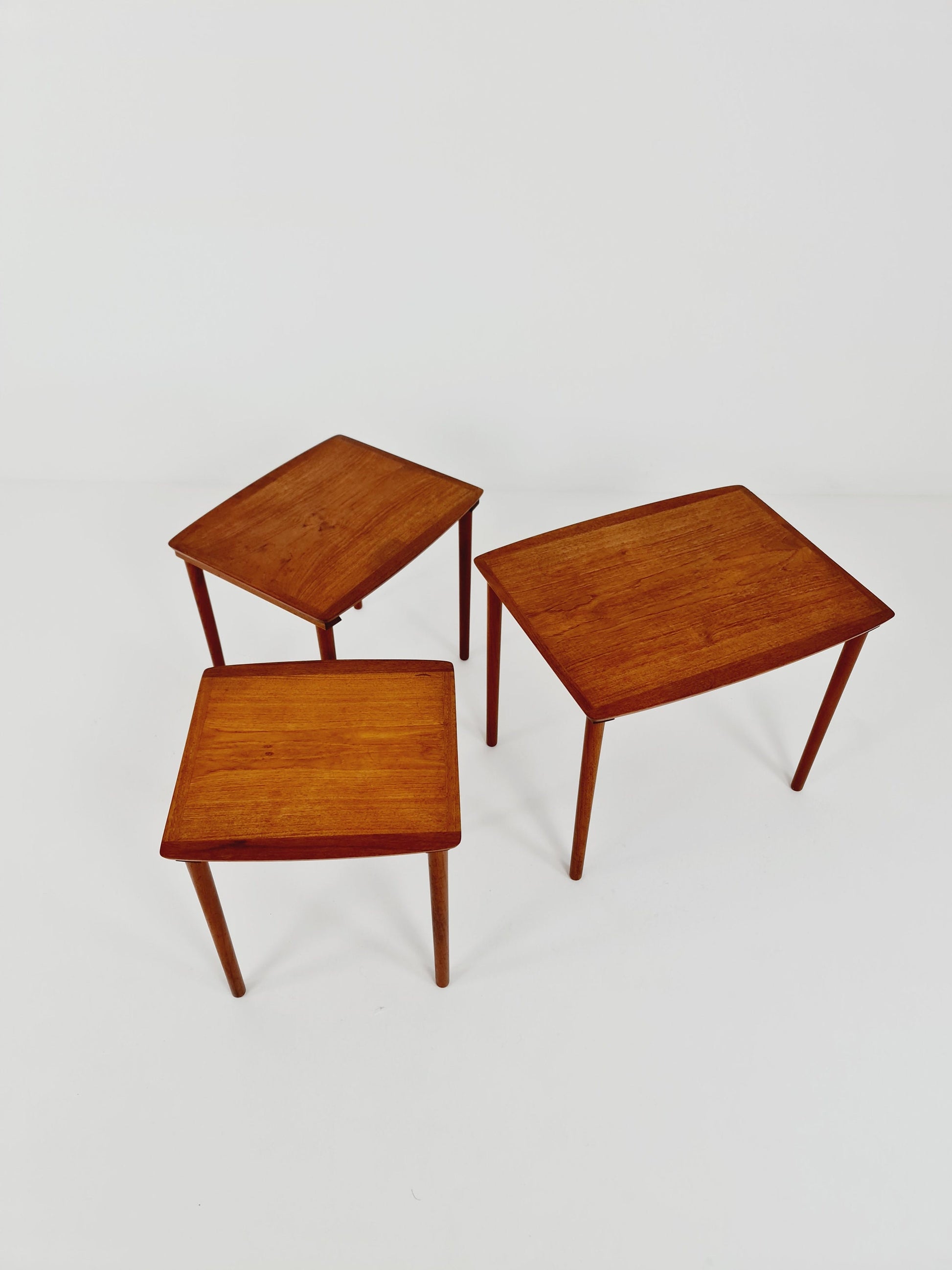 Midcentury danish Teak nesting tables/ side tables by Poul Jensen for selig, 1960s