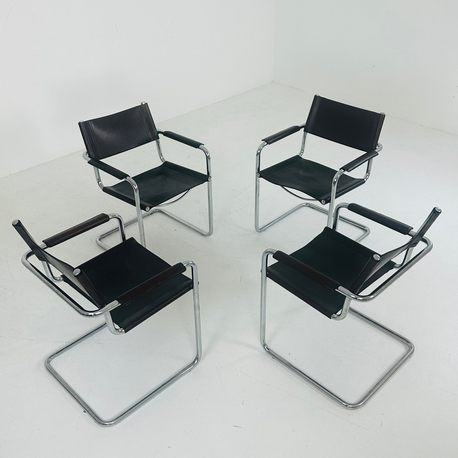 Set of 4 Bauhaus mid century Model MG5 Centro Studi chairs by Mart Stam & Marcel Breuer for Matteo Grassi, 1970s Italy