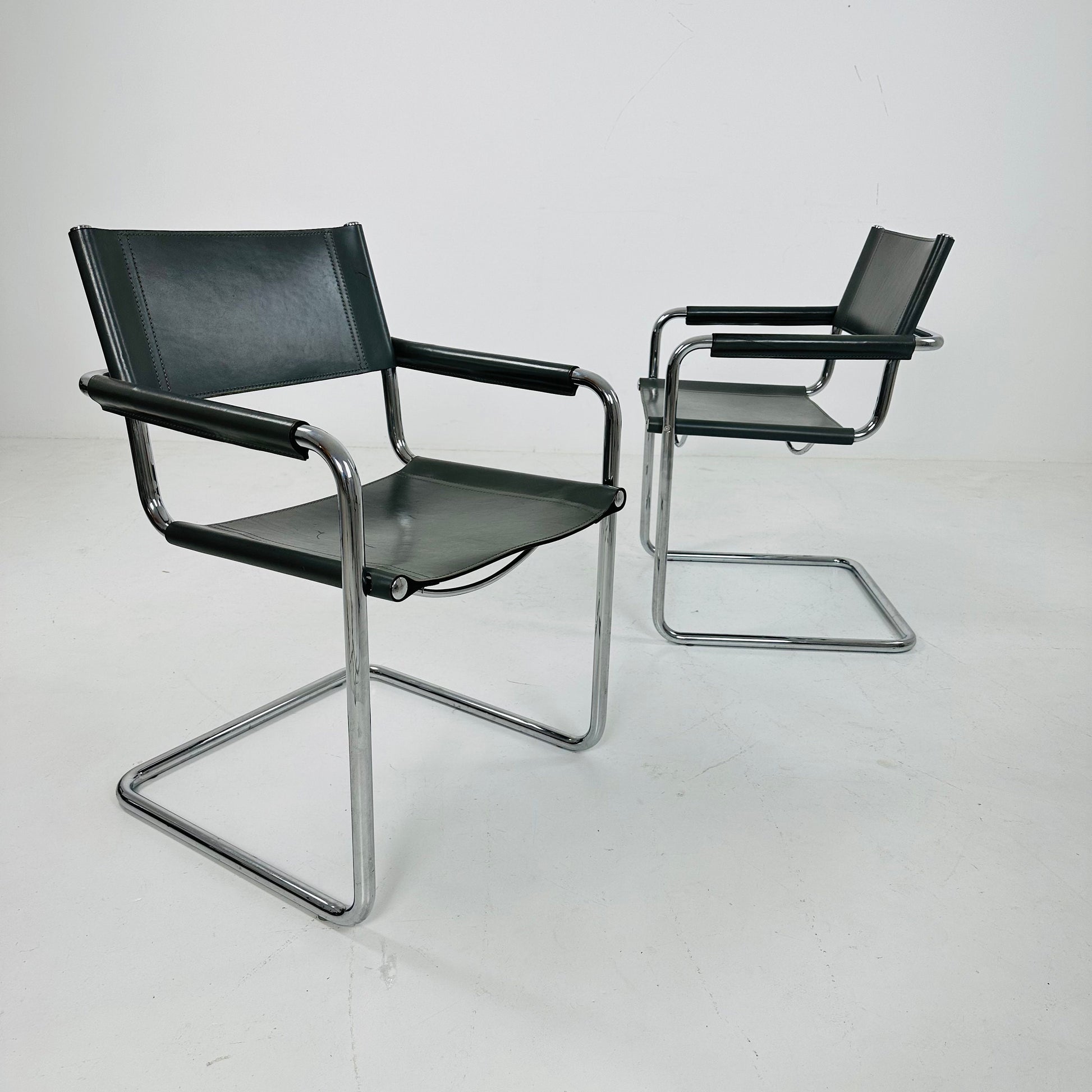 Set of 2 vintage Matteo Grassi Mg5 leather cantilevered chairs by Mart Stam italy 1980s