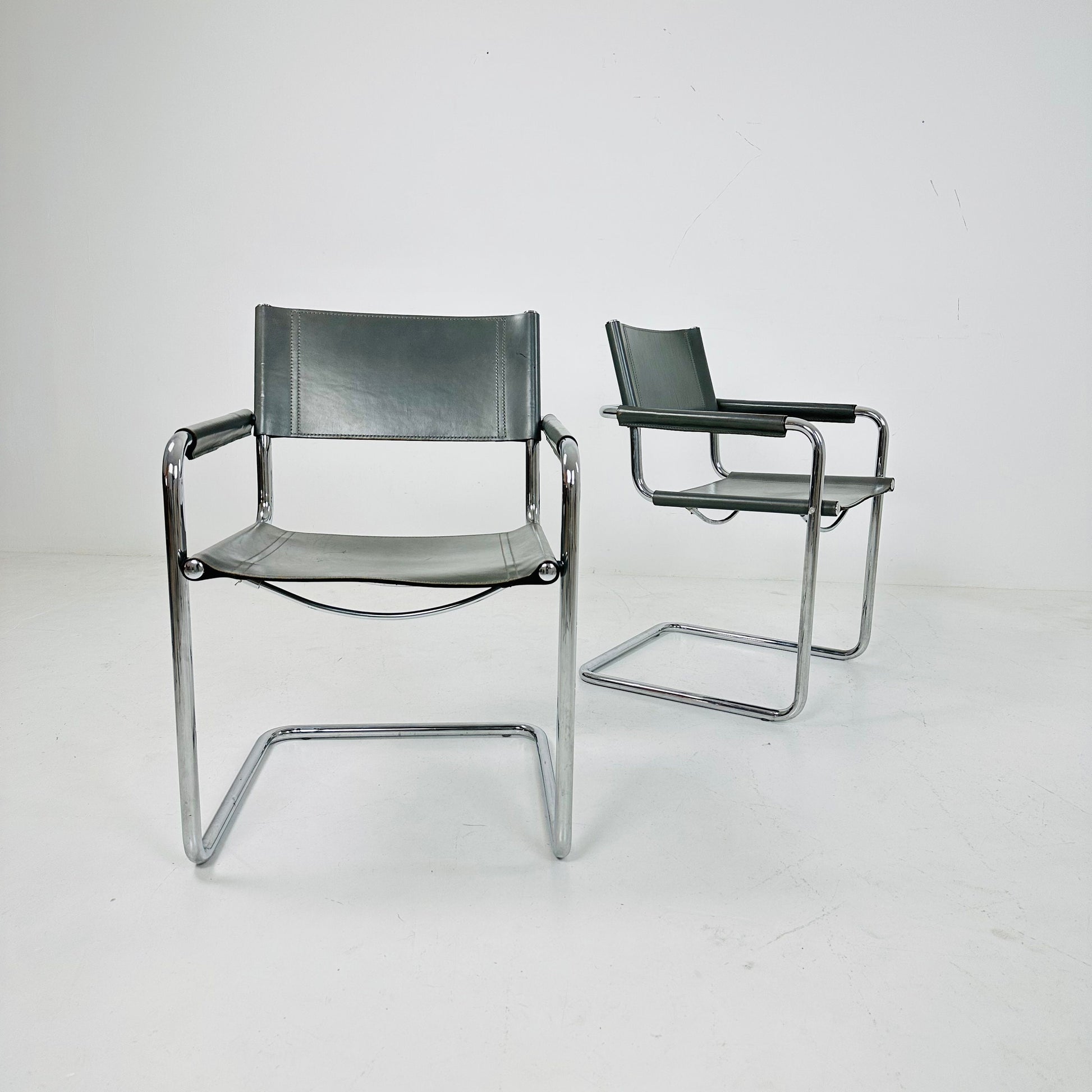Set of 2 vintage Matteo Grassi Mg5 leather cantilevered chairs by Mart Stam italy 1980s