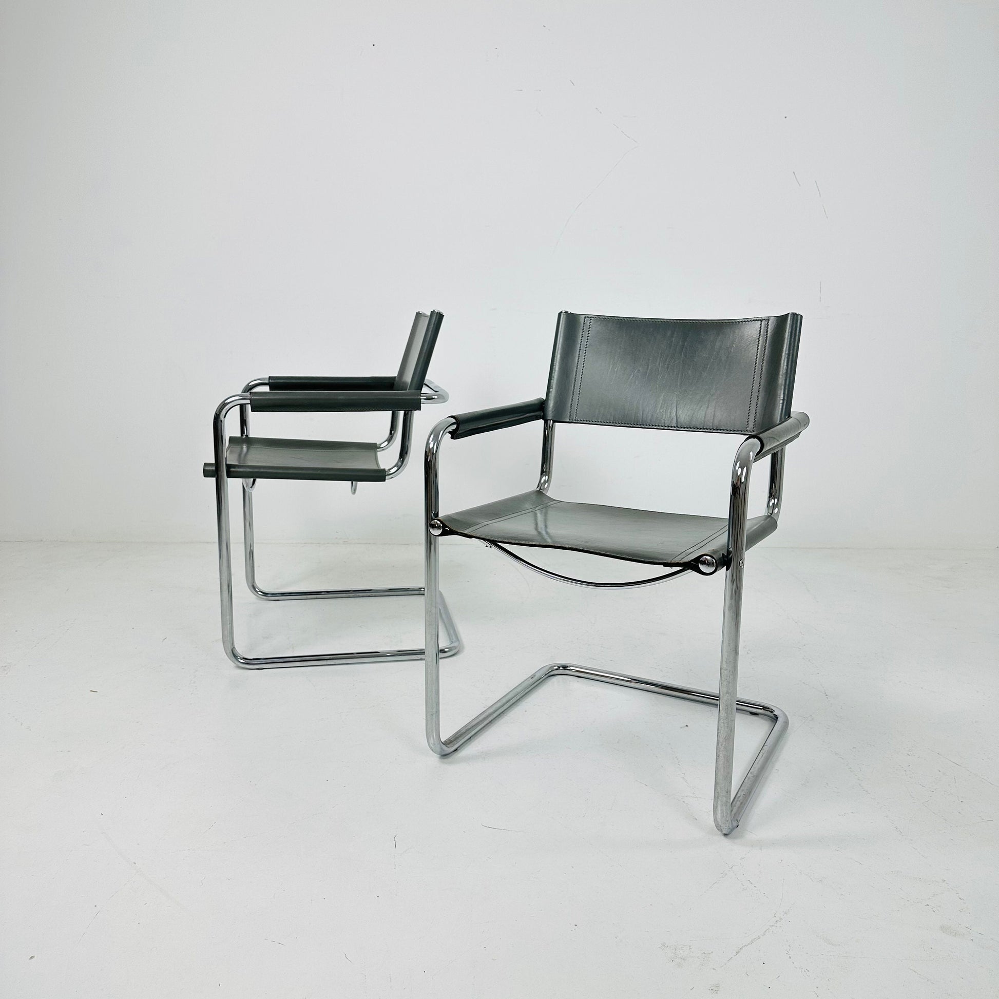 Set of 2 vintage Matteo Grassi Mg5 leather cantilevered chairs by Mart Stam italy 1980s
