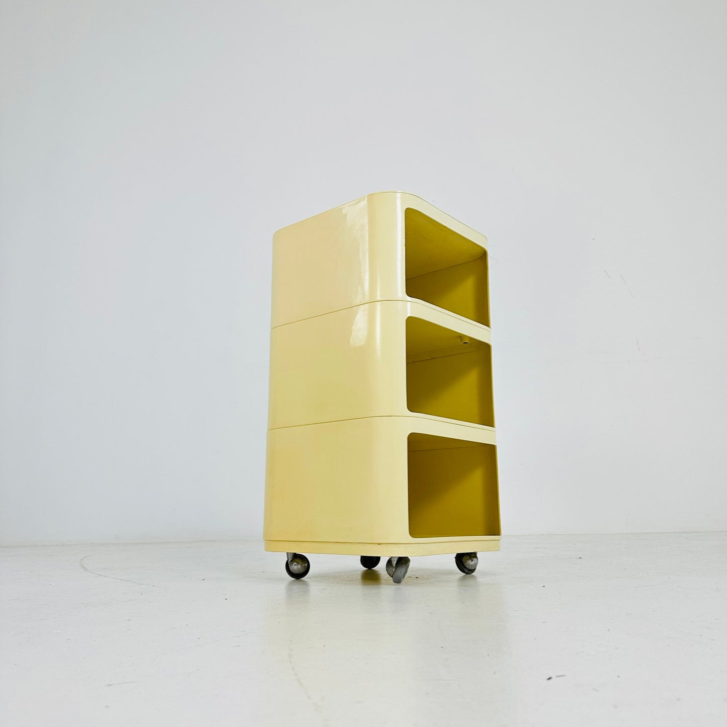 Componibili Square serving trolley by Anna Castelli for Kartell - Italy 1960s model 4970.