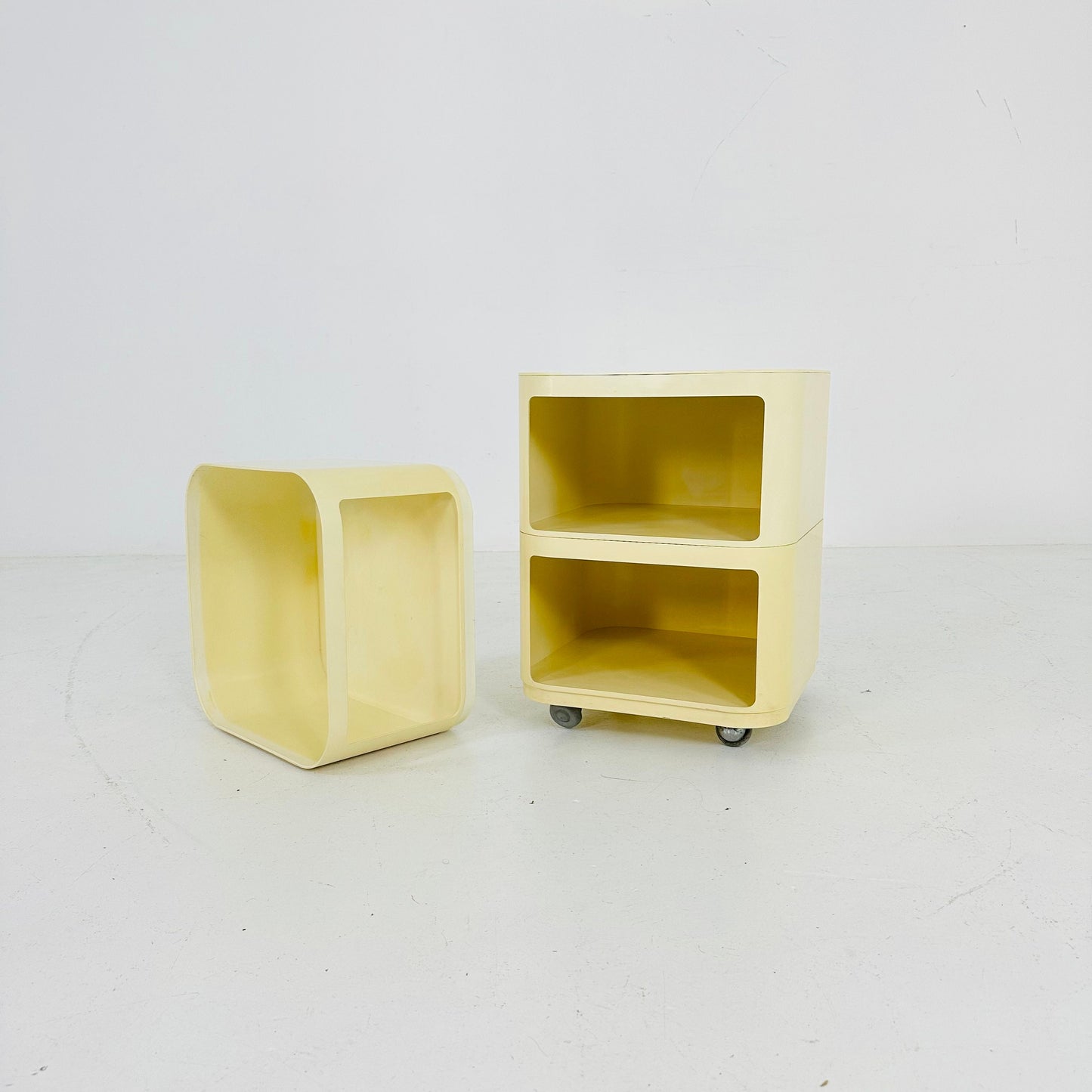 Componibili Square serving trolley by Anna Castelli for Kartell - Italy 1960s model 4970.