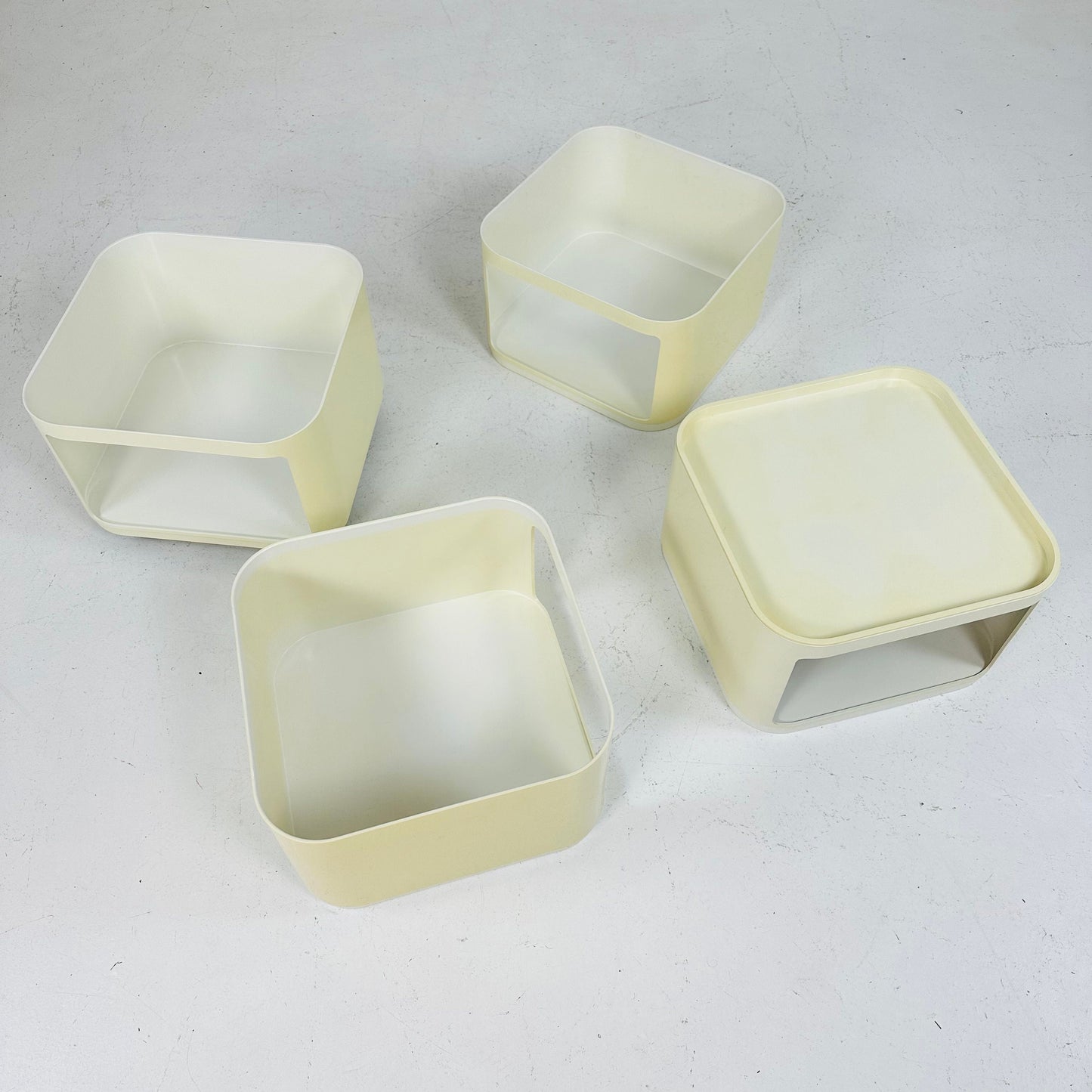 Componibili Square serving trolley by Anna Castelli for Kartell - Italy 1960s, model 4970.
