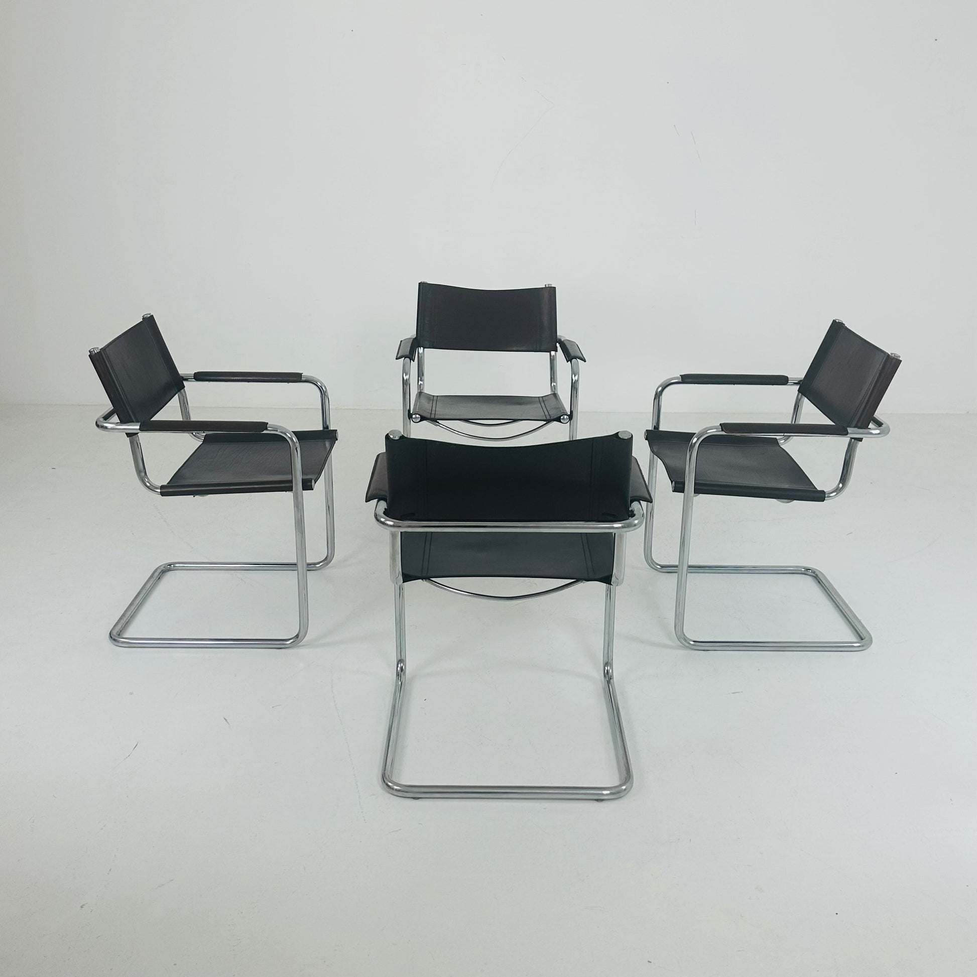 Set of 4 Bauhaus mid century Model MG5 Centro Studi chairs by Mart Stam & Marcel Breuer for Matteo Grassi, 1970s Italy