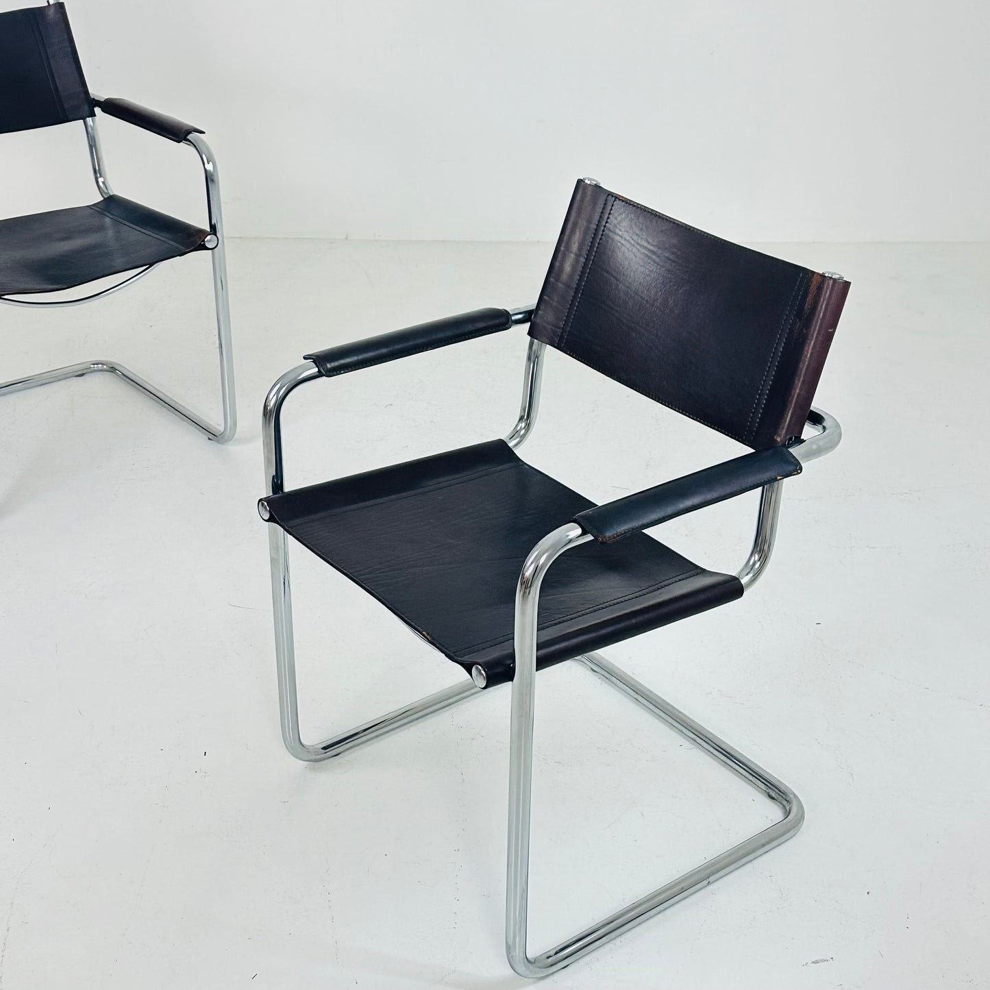 Set of 2 Bauhaus mid century Model MG5 Centro Studi chairs by Mart Stam & Marcel Breuer for Matteo Grassi, 1970s Italy