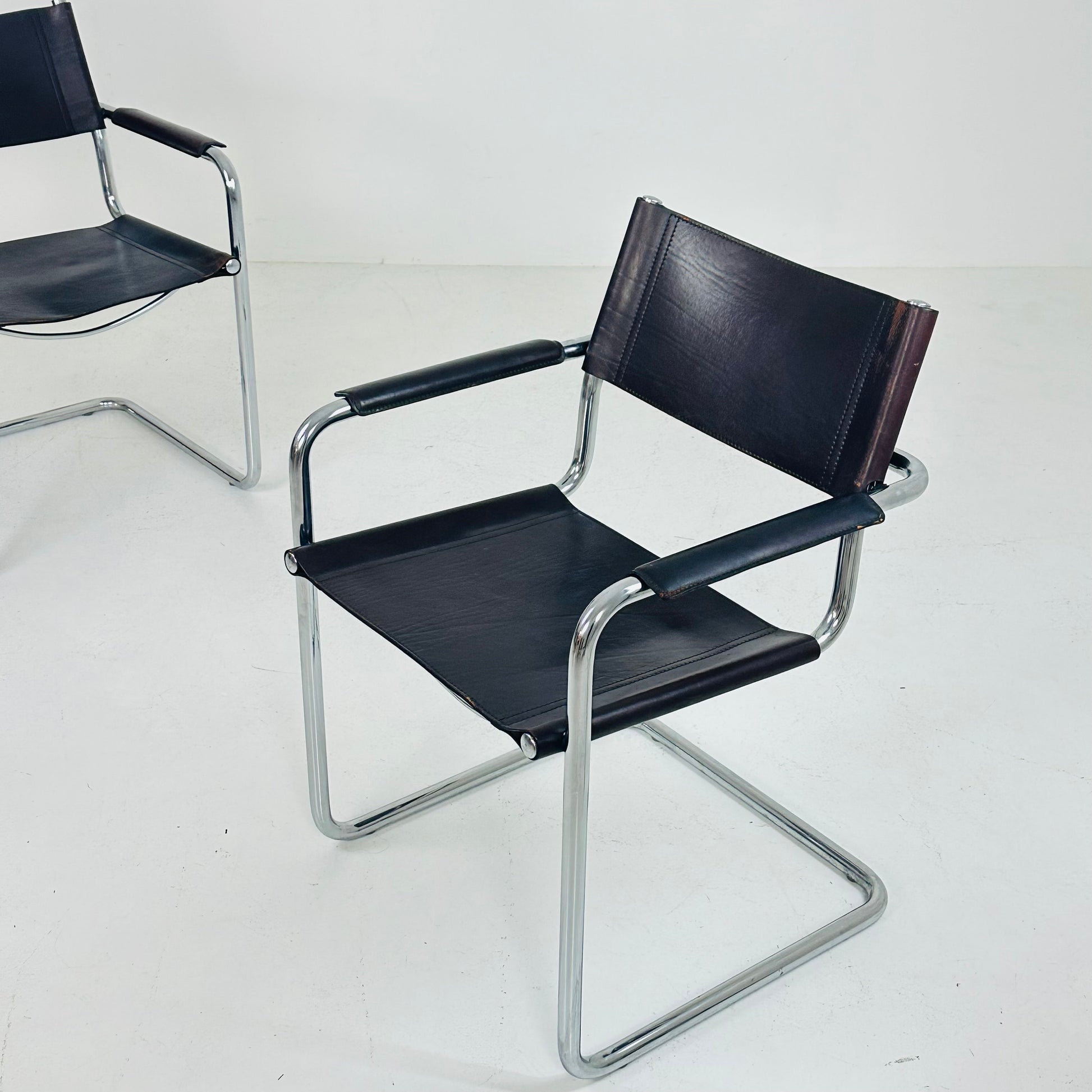 Set of 2 Bauhaus mid century Model MG5 Centro Studi chairs by Mart Stam & Marcel Breuer for Matteo Grassi, 1970s Italy