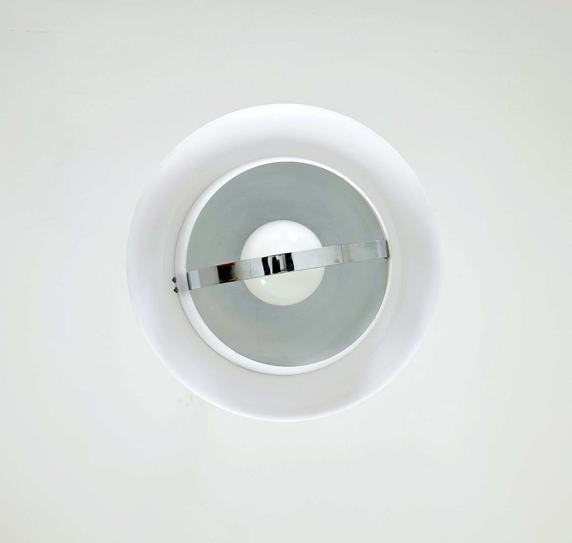 Wonderful Space Age Aluminum & White Acrylic Extendable Ceiling Lamp, 1970s Italy