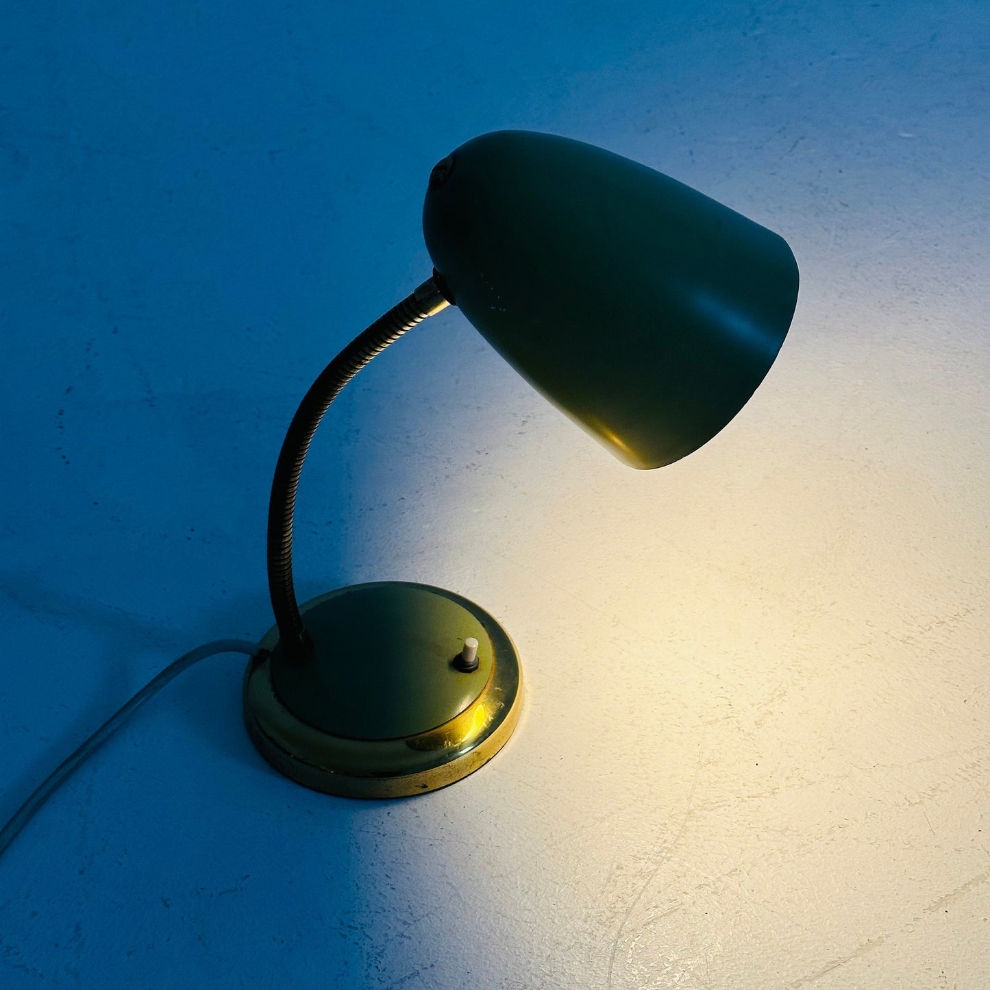 Vintage Table Lamp with Gooseneck Bright Green Germany, 1950s