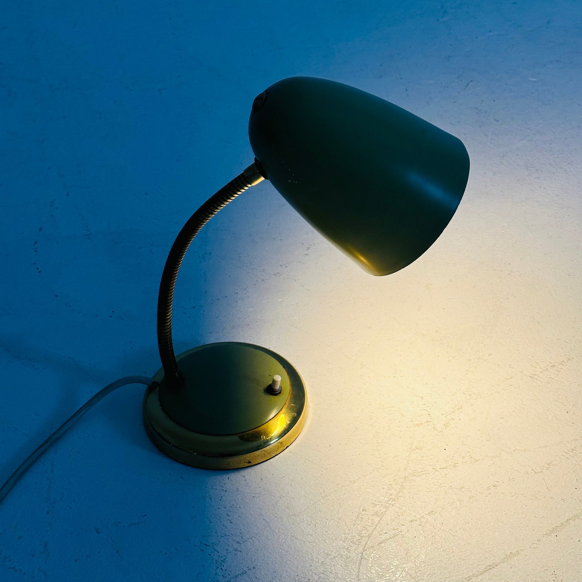 Vintage Table Lamp with Gooseneck Bright Green Germany, 1950s