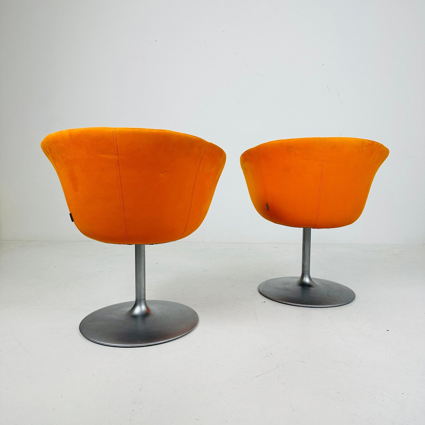 Pair of Walter Knoll swivel Barrel chairs 1970s