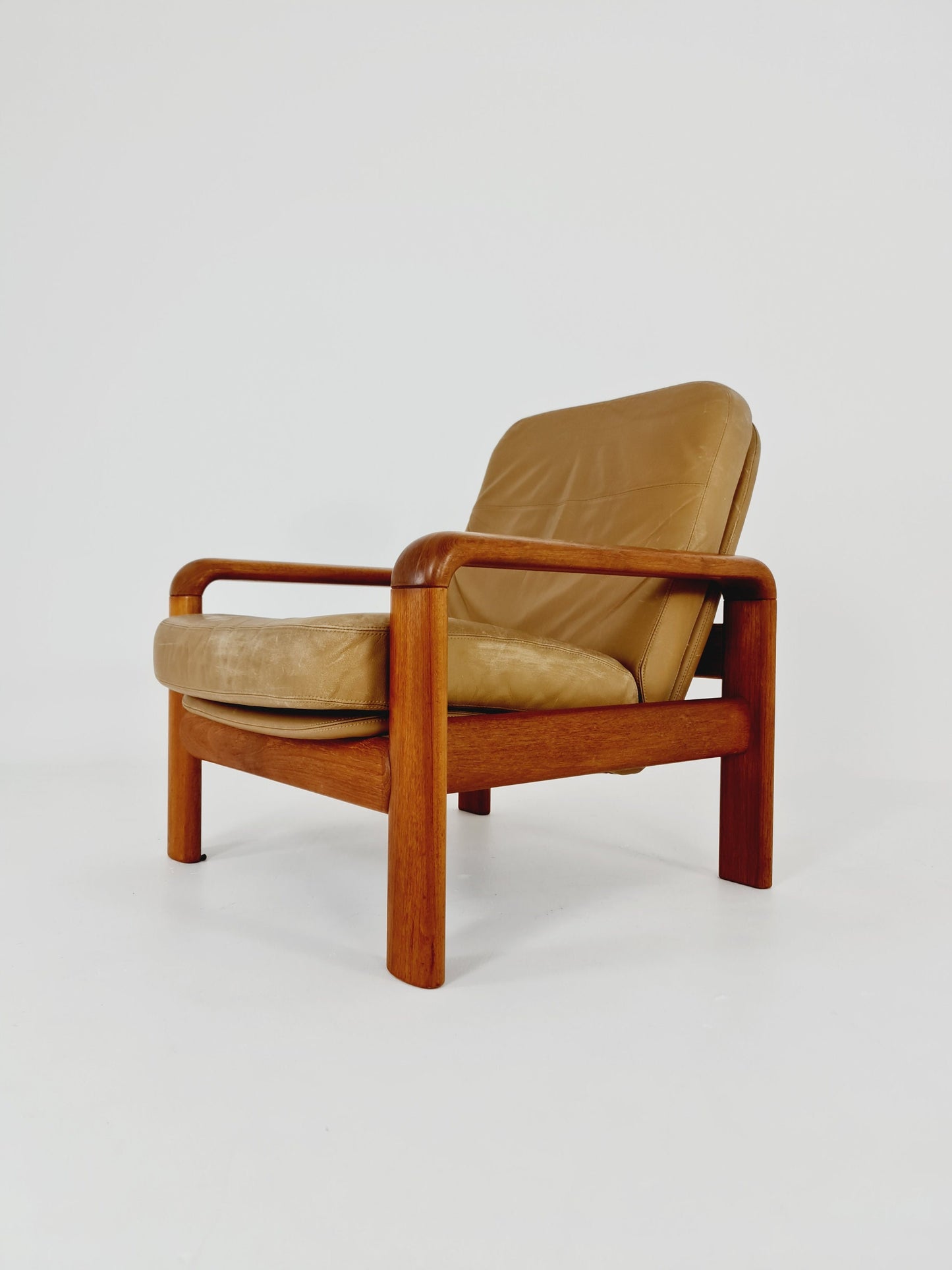 Mid Century Solid teak lounge chair/ Easy chair by Dylrund , 1960s