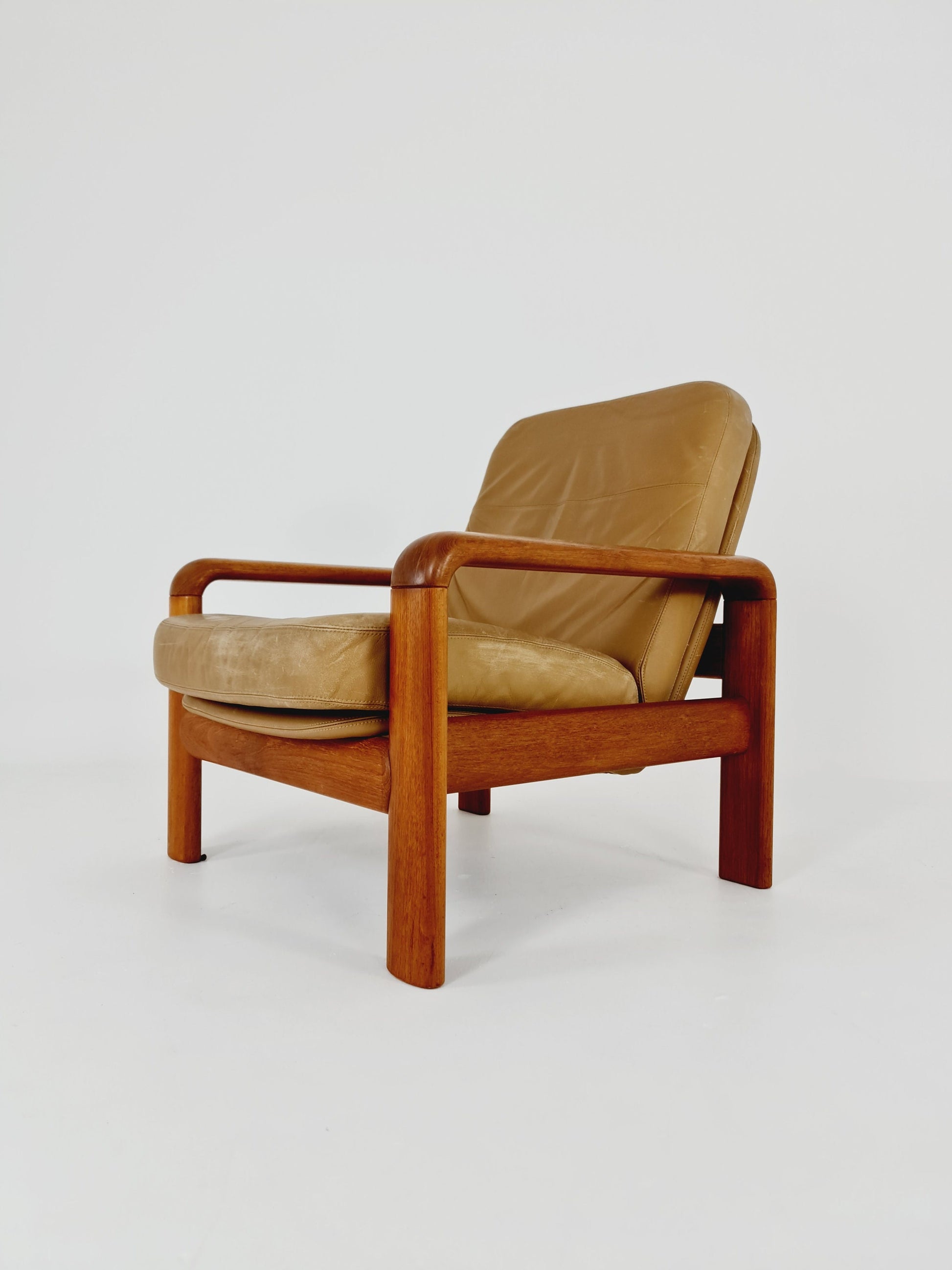 Mid Century Solid teak lounge chair/ Easy chair by Dylrund , 1960s