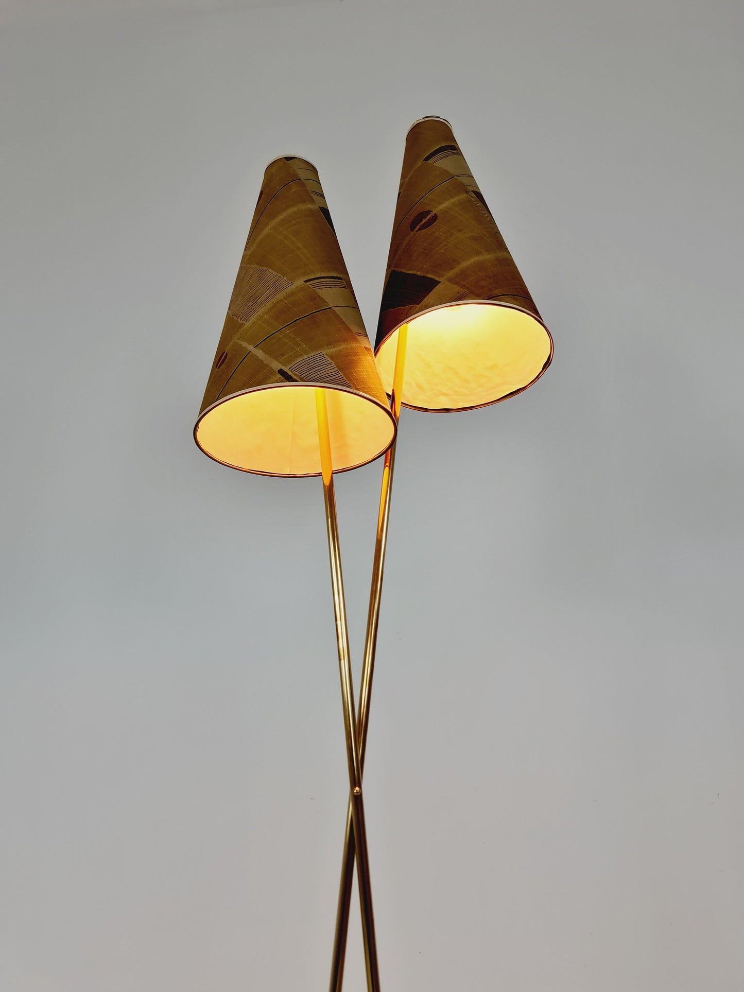 EXTREME RARE brass 1950s vintage floor lamp / bag lamp mcm