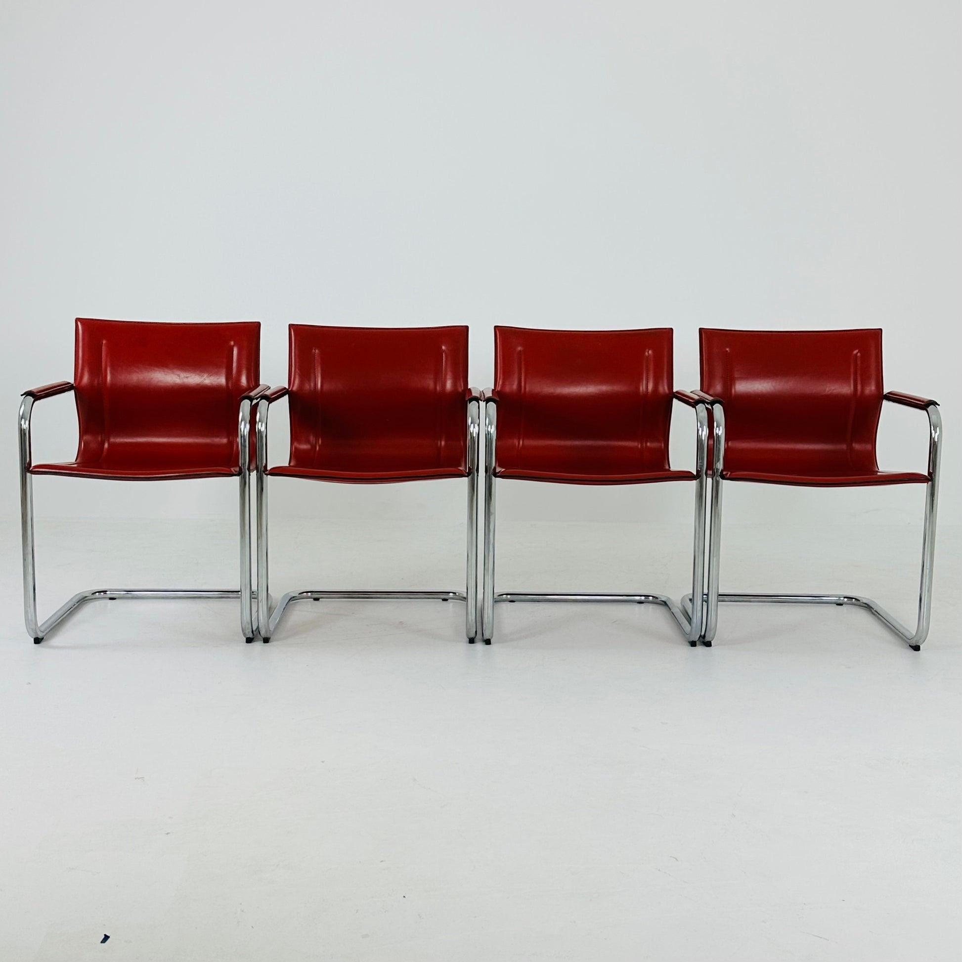 Set of 4 Italian Cantilever MG15 leather Armchairs by Matteo Grassi, 1970s