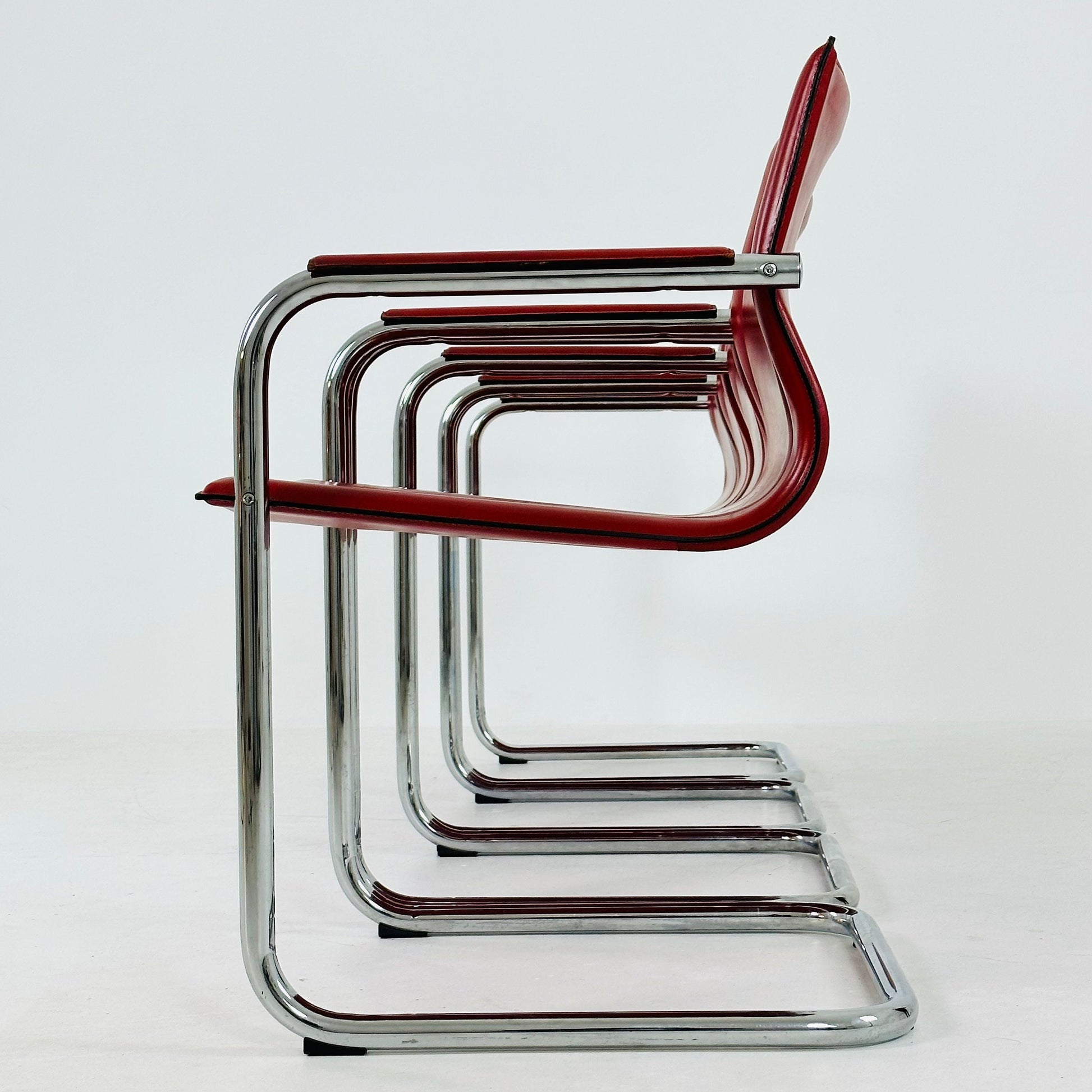 Set of 4 Italian Cantilever MG15 leather Armchairs by Matteo Grassi, 1970s
