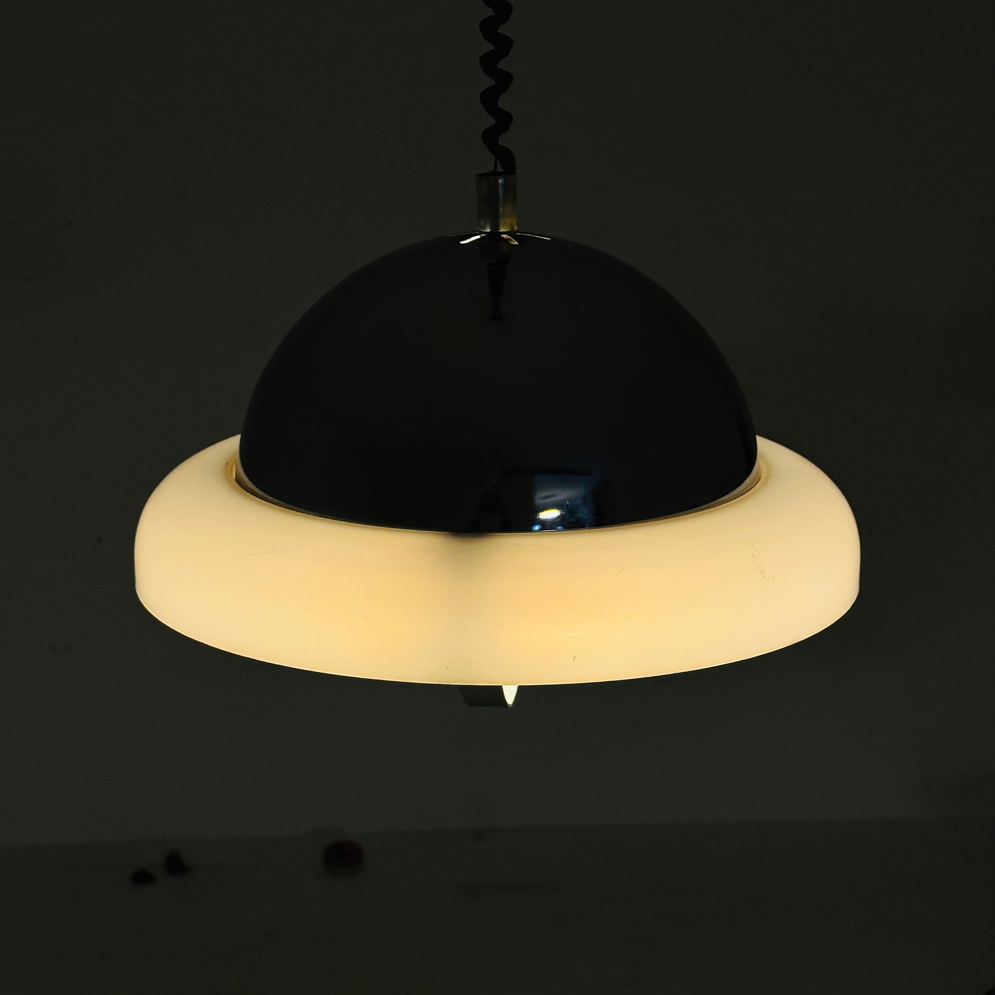 Wonderful Space Age Aluminum & White Acrylic Extendable Ceiling Lamp, 1970s Italy