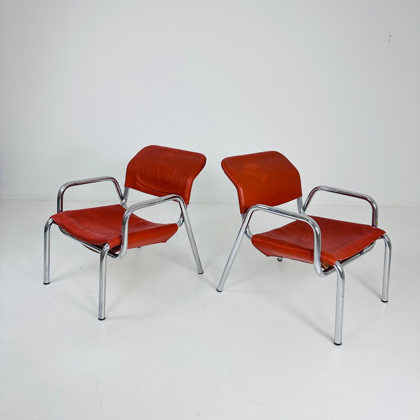 Set of 2 Mid century Bauhaus red leather chair s,Italy 1960s
