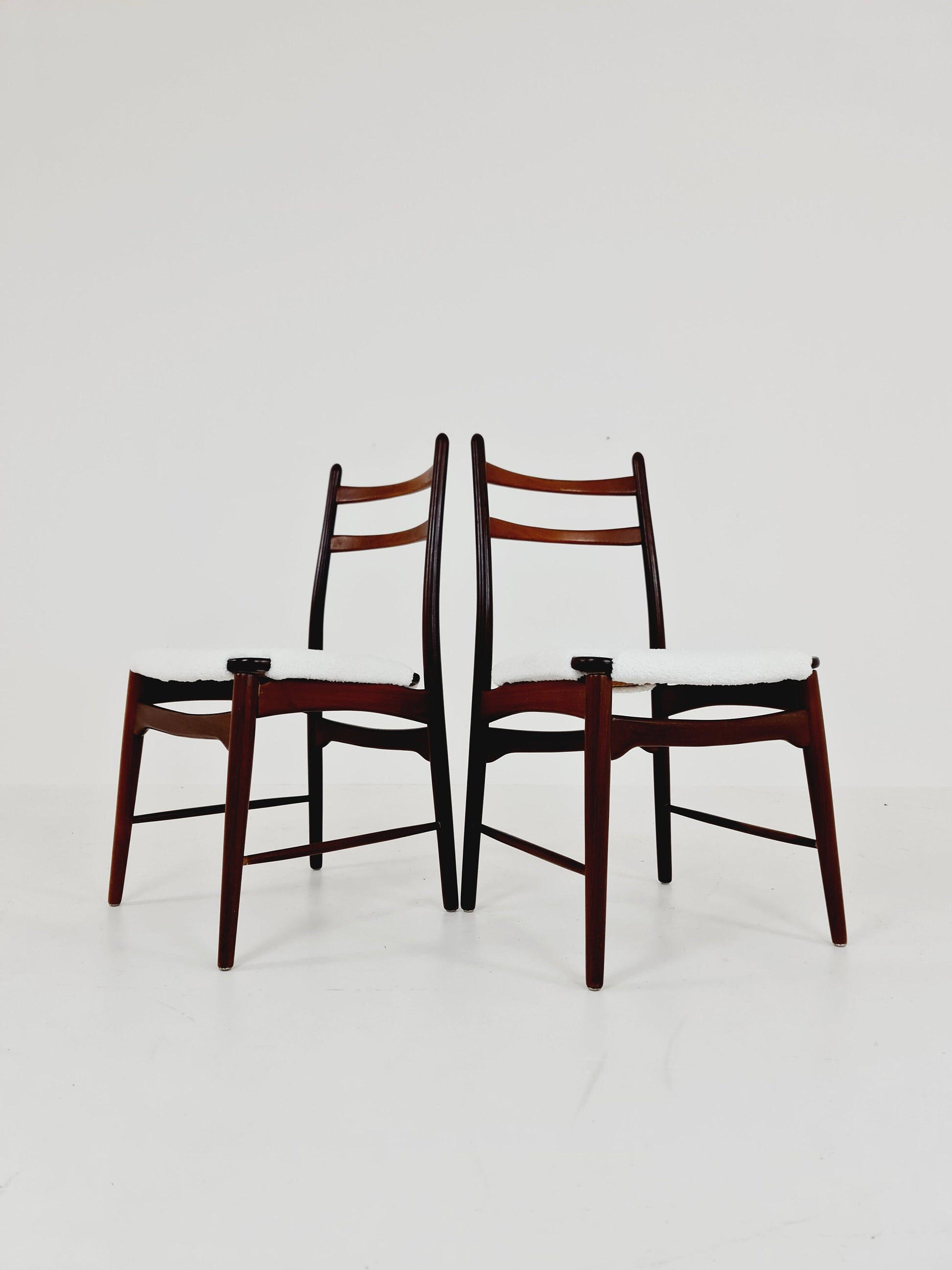 German teak & Teddy Fabric dining chair by Georg Leowald for wilkhan 1960s,set of 2