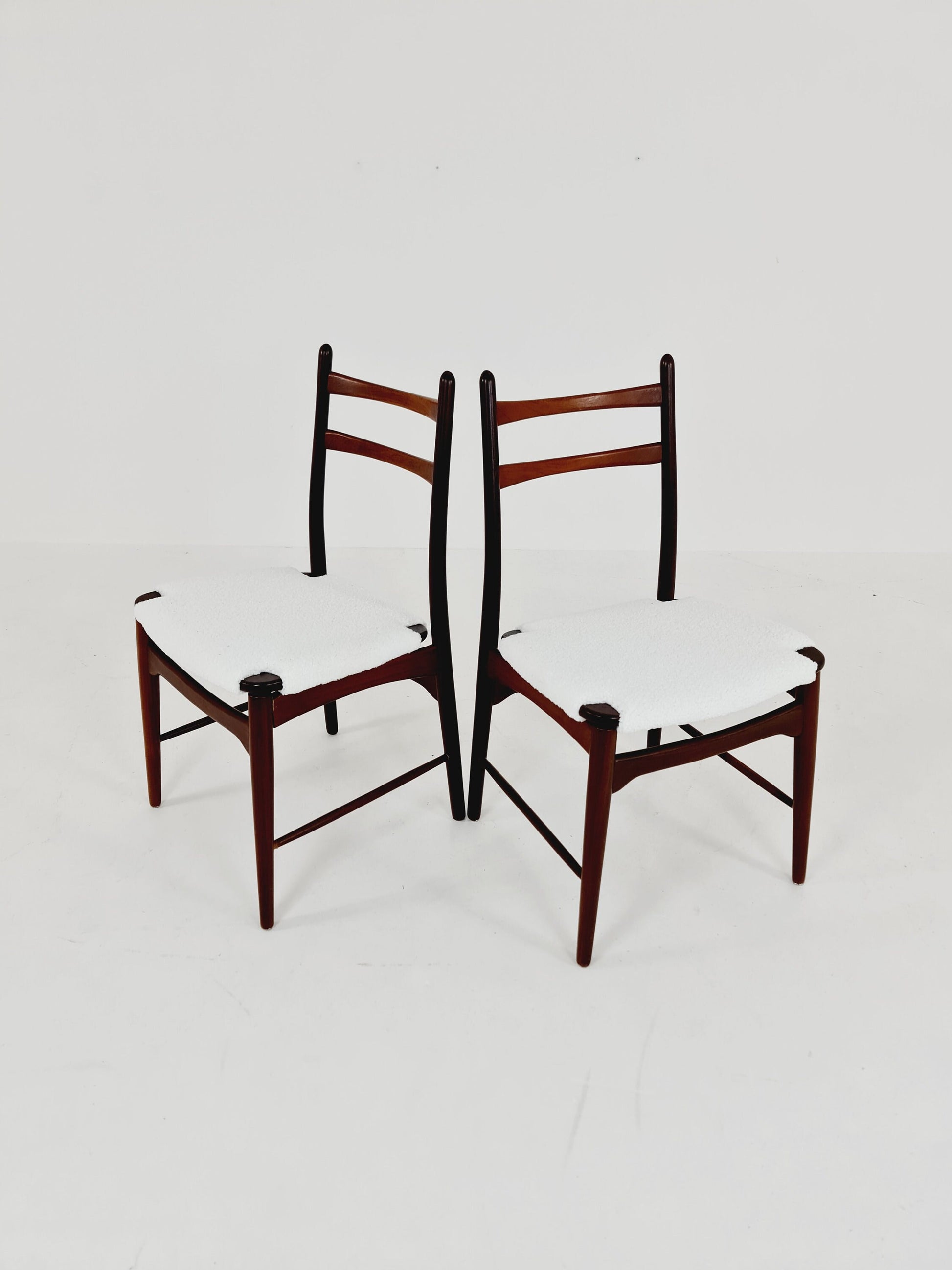 German teak & Teddy Fabric dining chair by Georg Leowald for wilkhan 1960s,set of 2