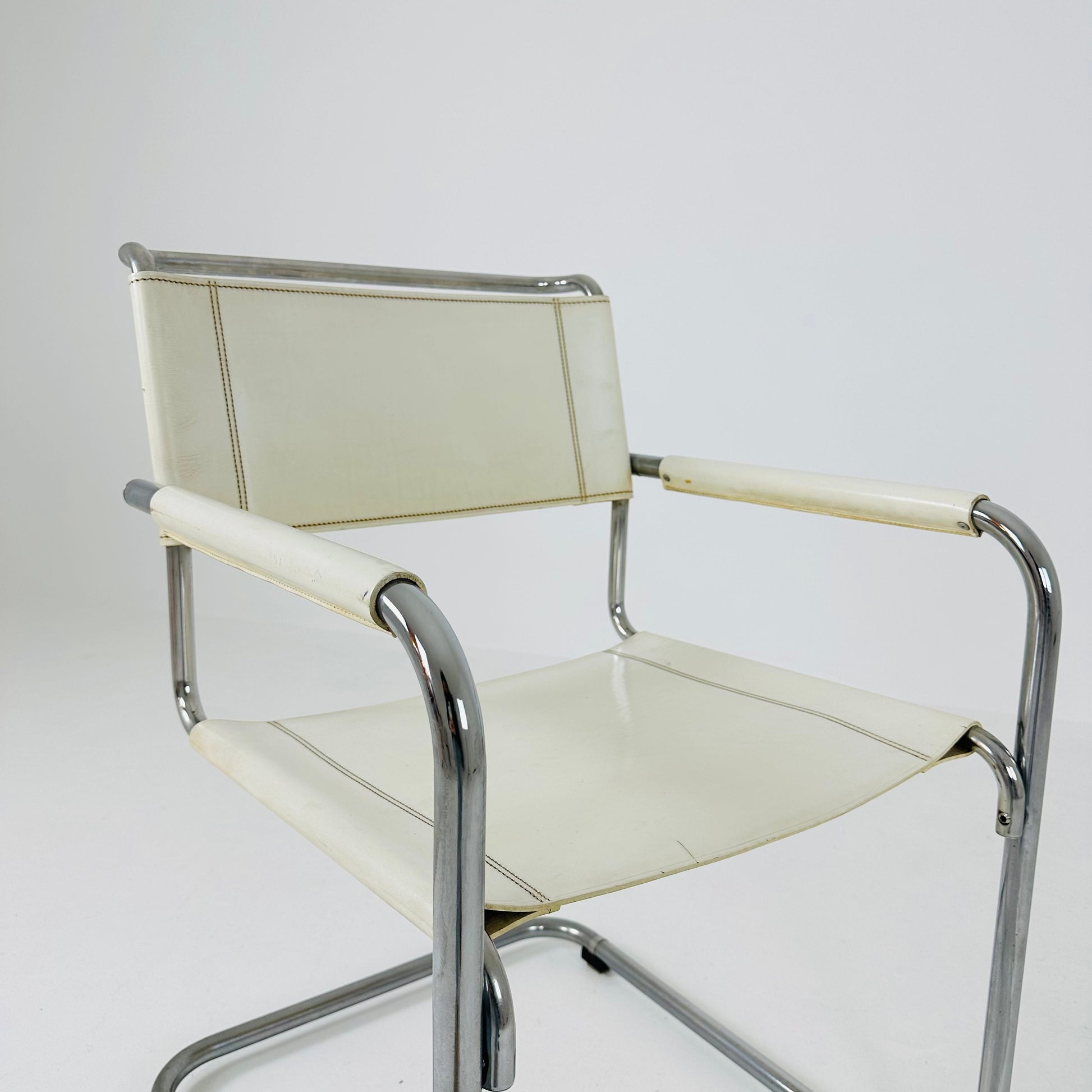 Original Bauhaus S34 cantilever chair in white leather by Mart Stam for Thonet, 1970,
