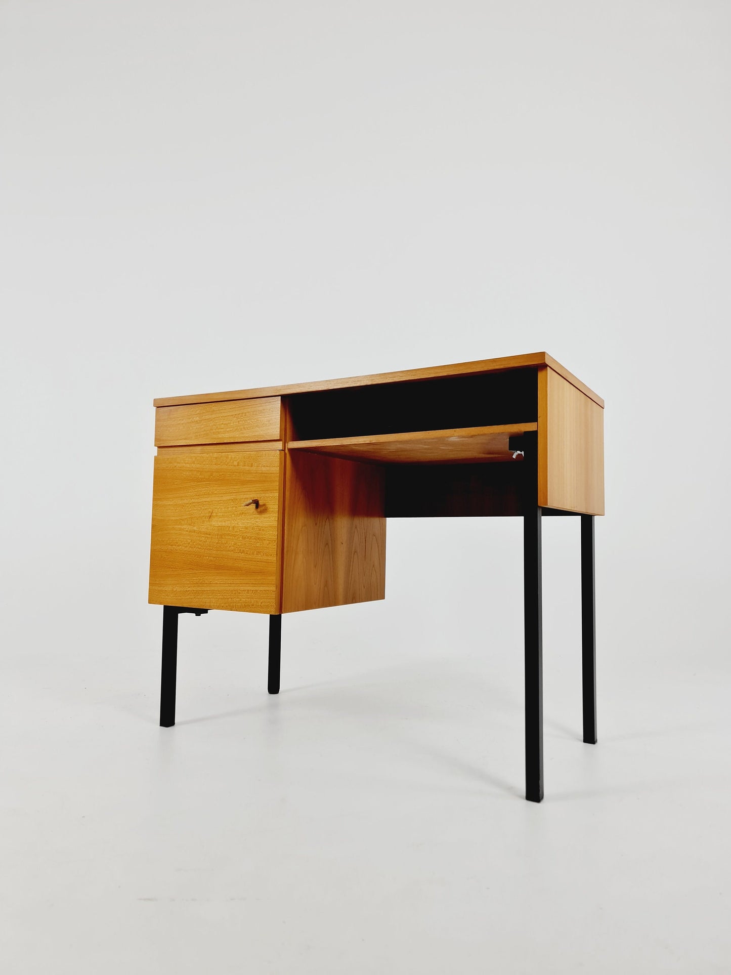 Mid century vintage desk German desk by Horn Möbel 1950s